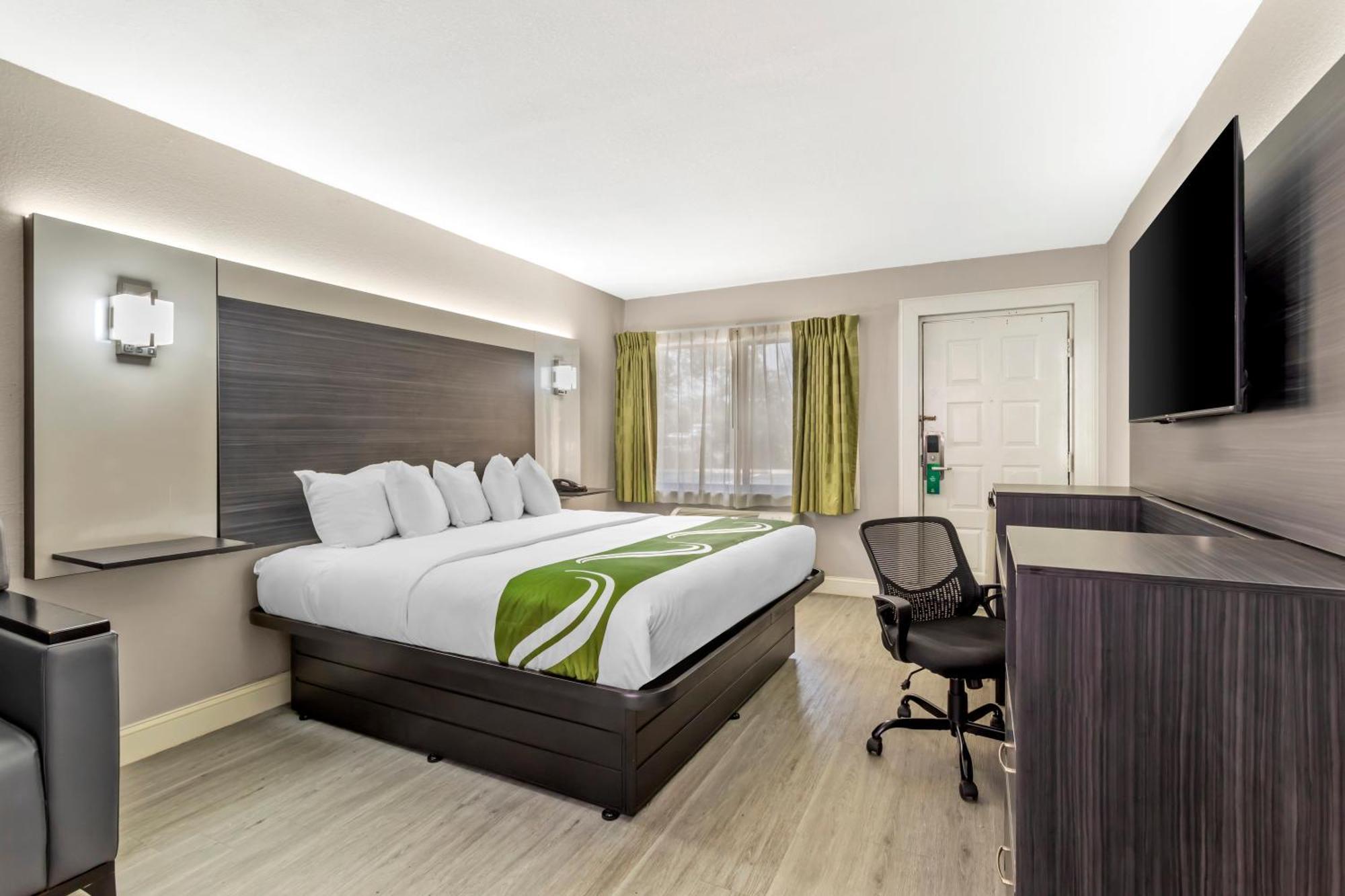 King Room - Accessible/Non-Smoking,1705671295:JPEG