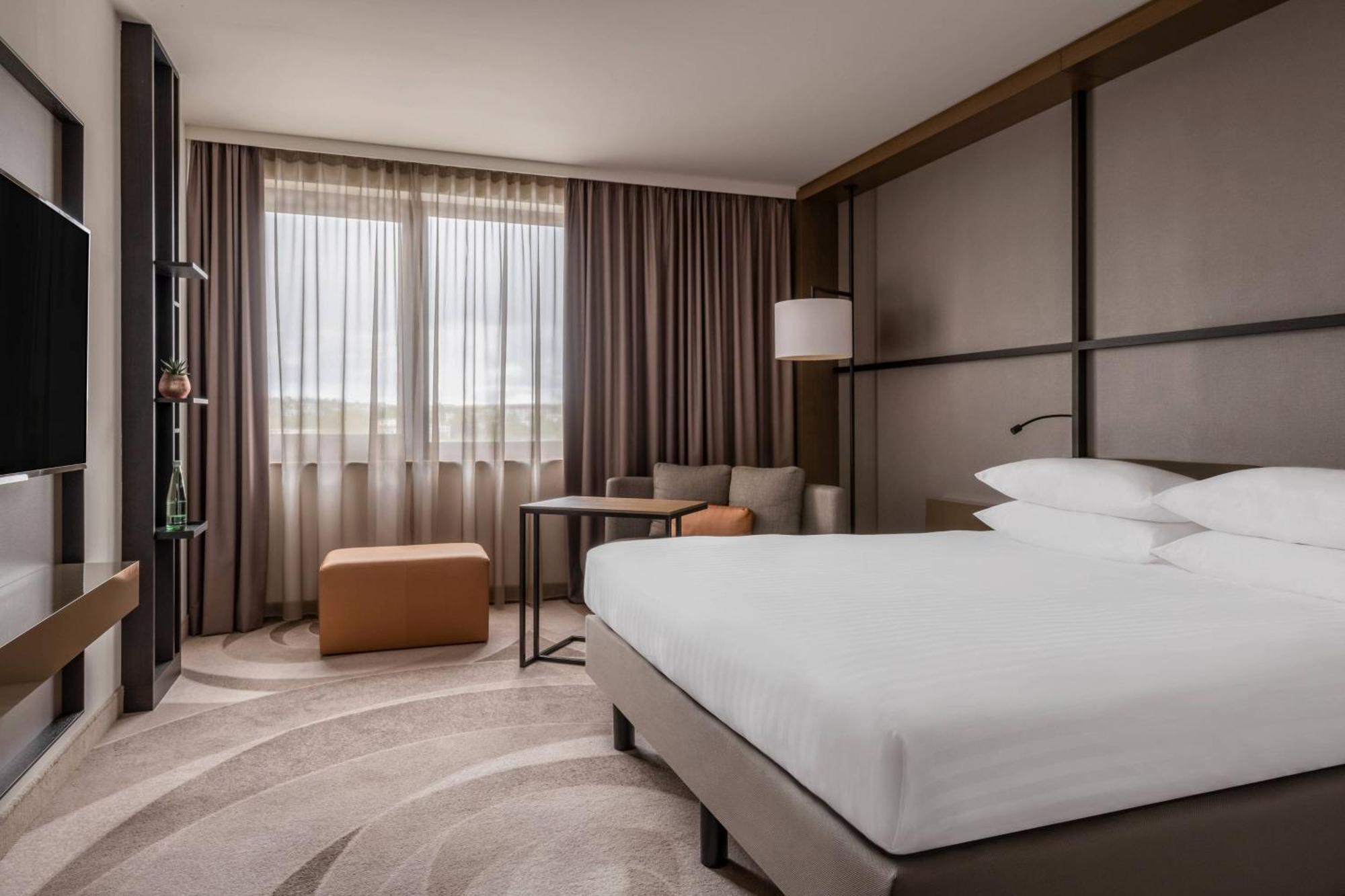 Deluxe Room Guest room 1 King