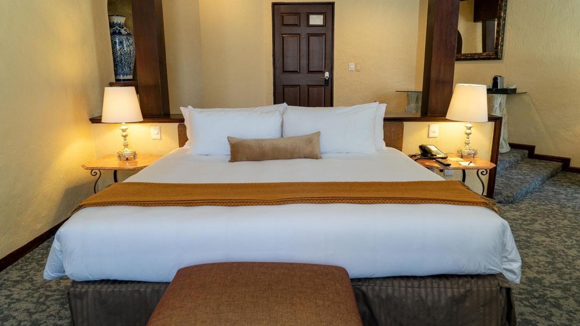 Governor Suite King