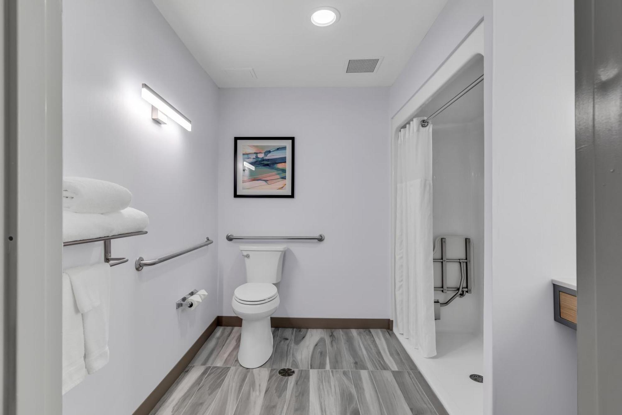 Queen Room with Two Queen Beds - Hearing Access,1610223276:JPEG