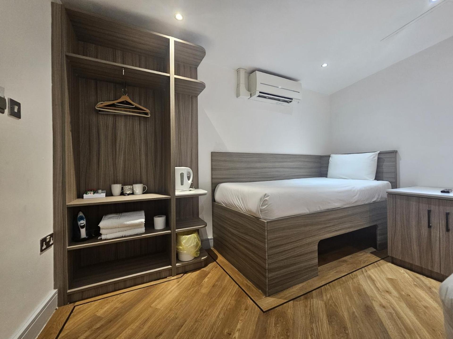 Triple Room without window