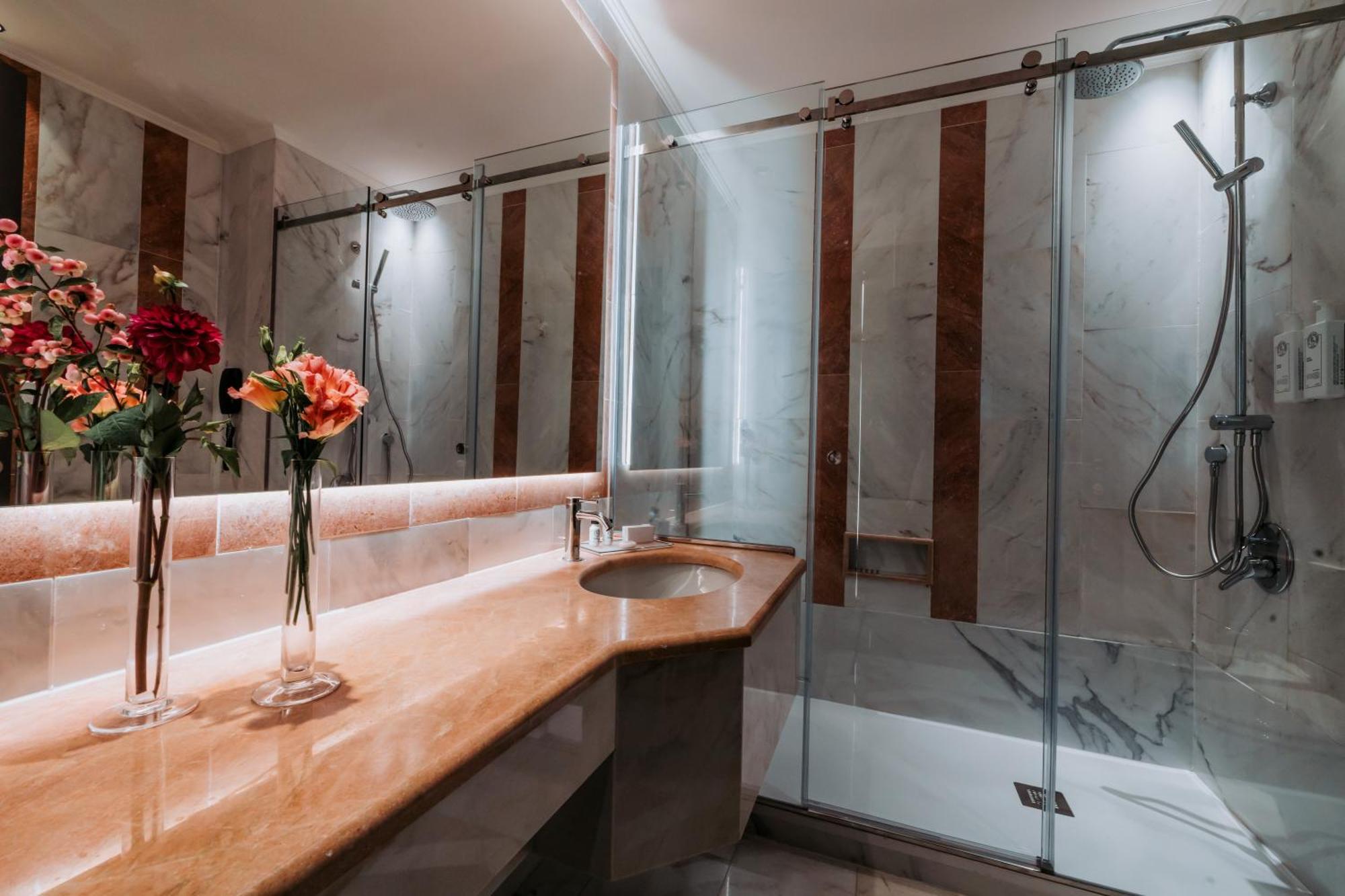 Deluxe Junior Suite