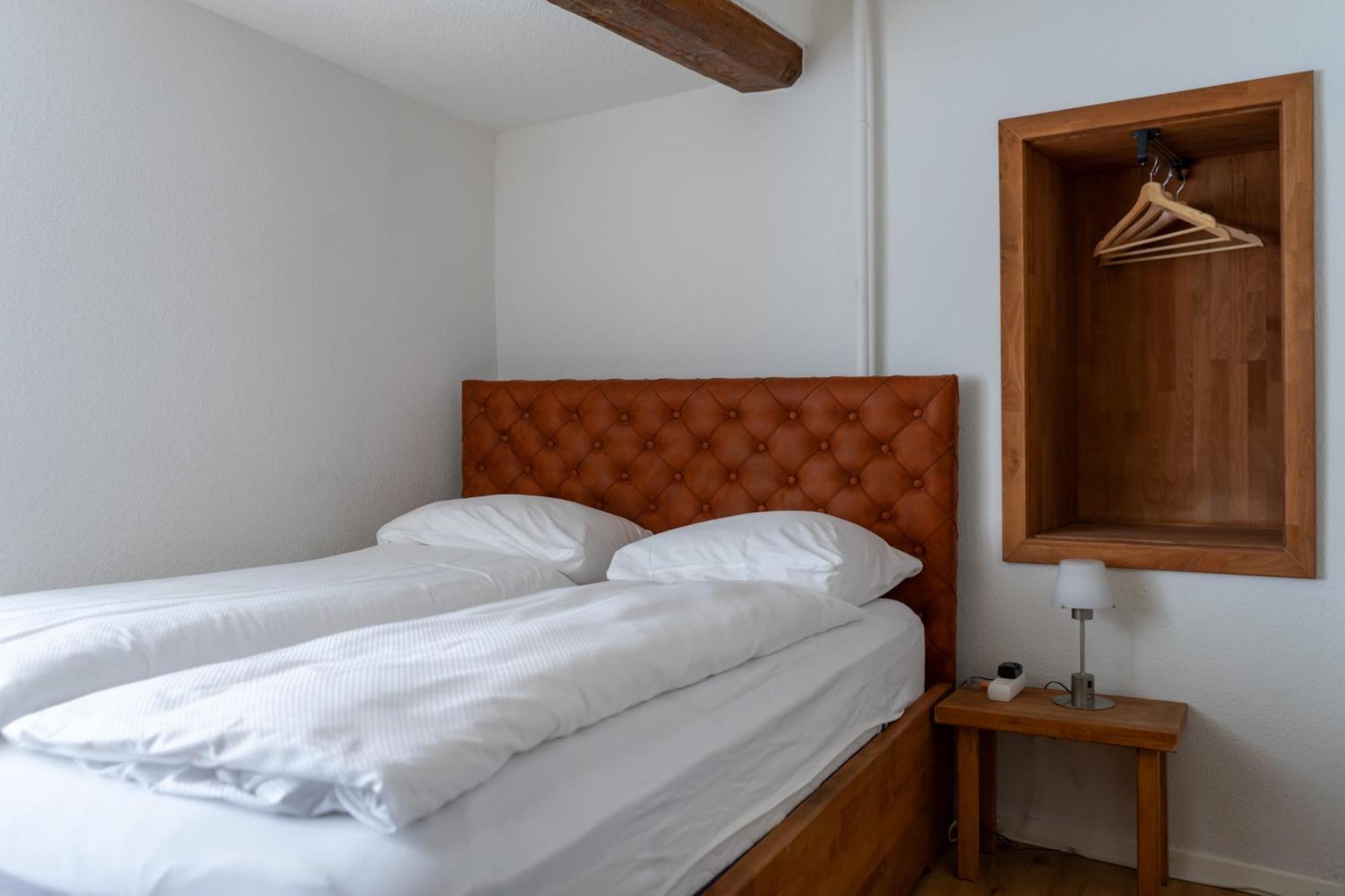 Single Room,1614350677:JPEG