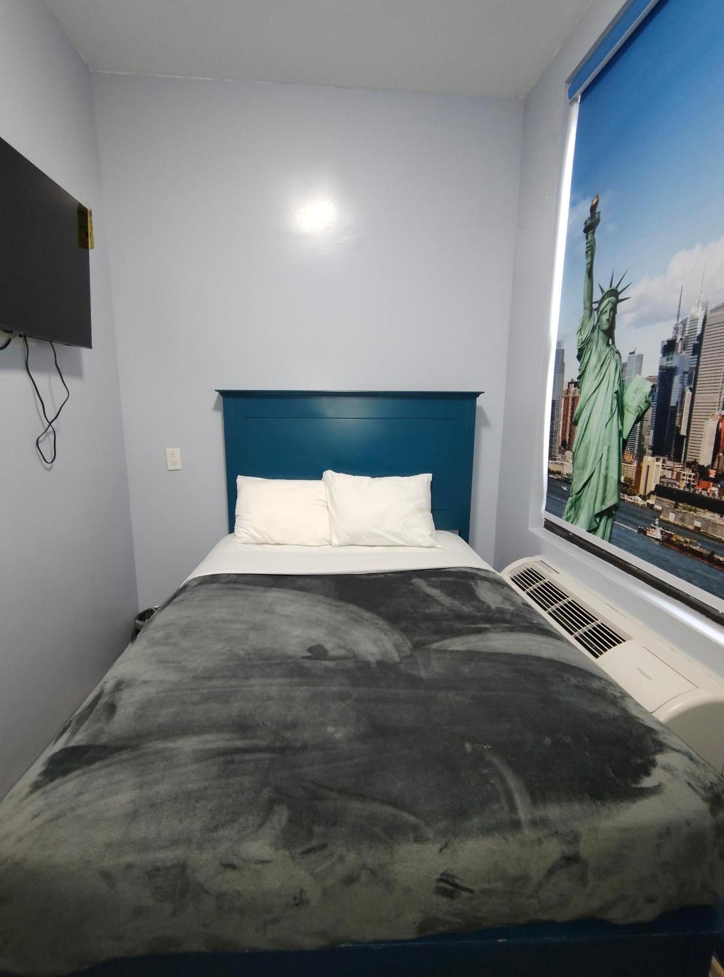 Standard Single Room,1614785688:JPEG