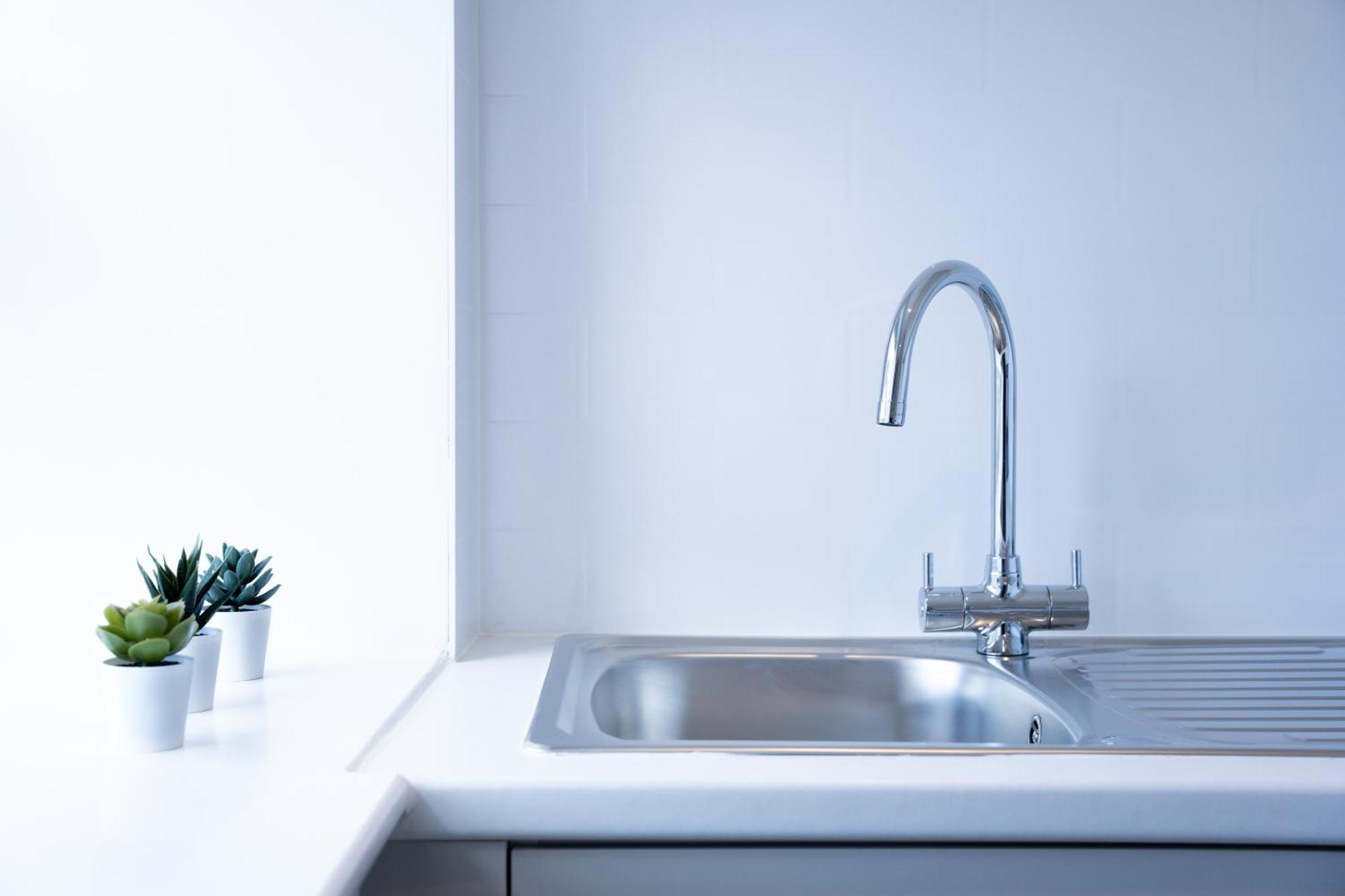 Deluxe Double Room,1614915742:JPEG