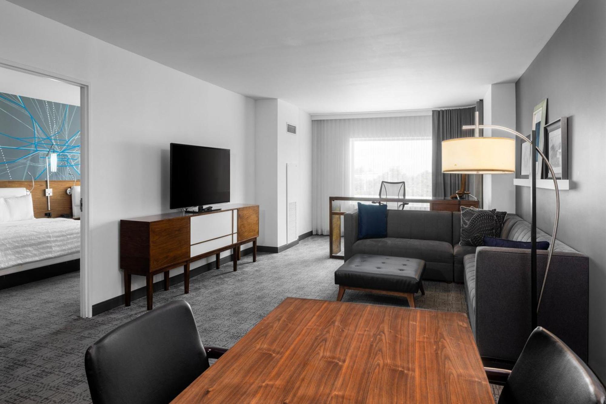 Suite Room 2 King Beds