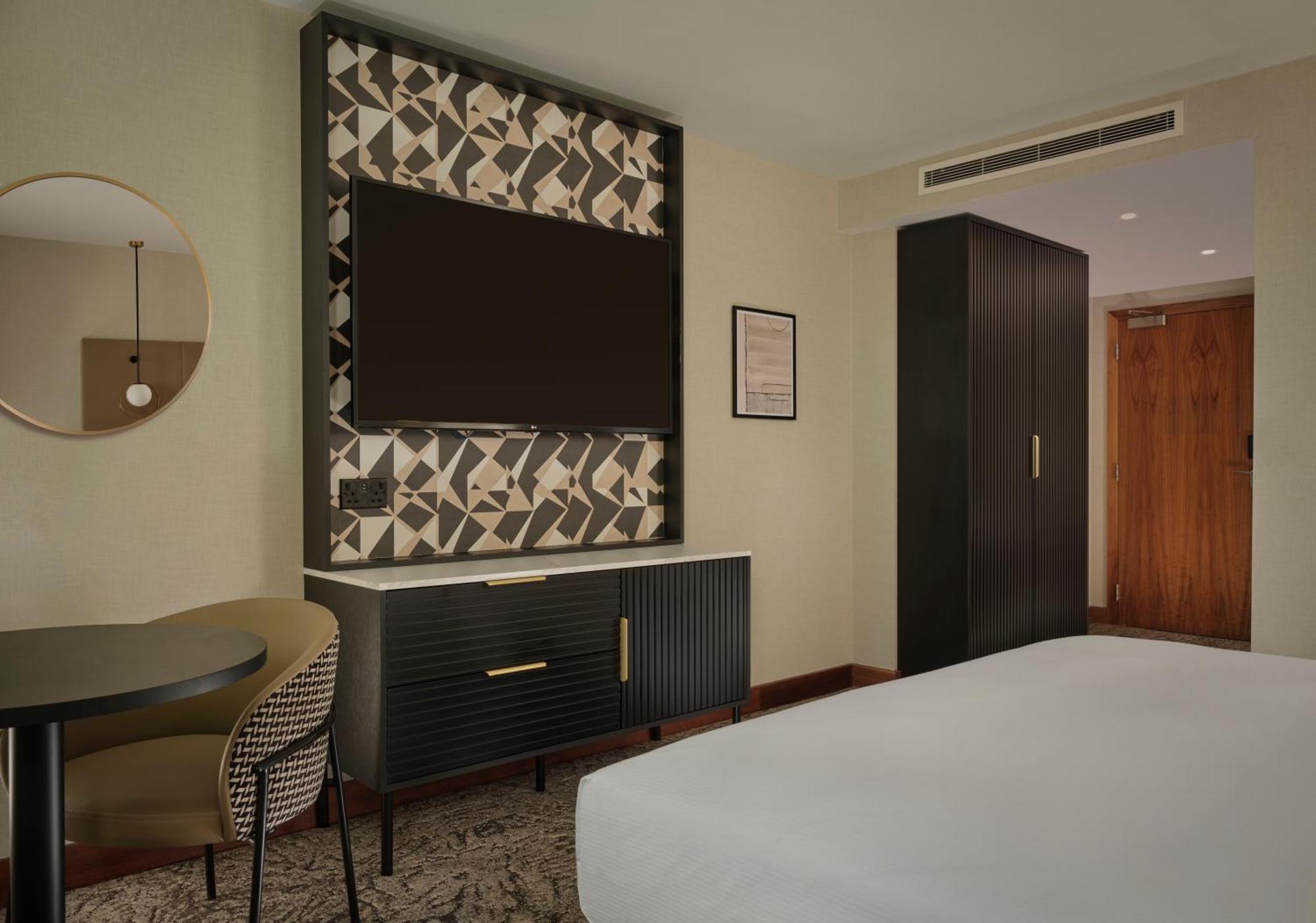 King Guest Room