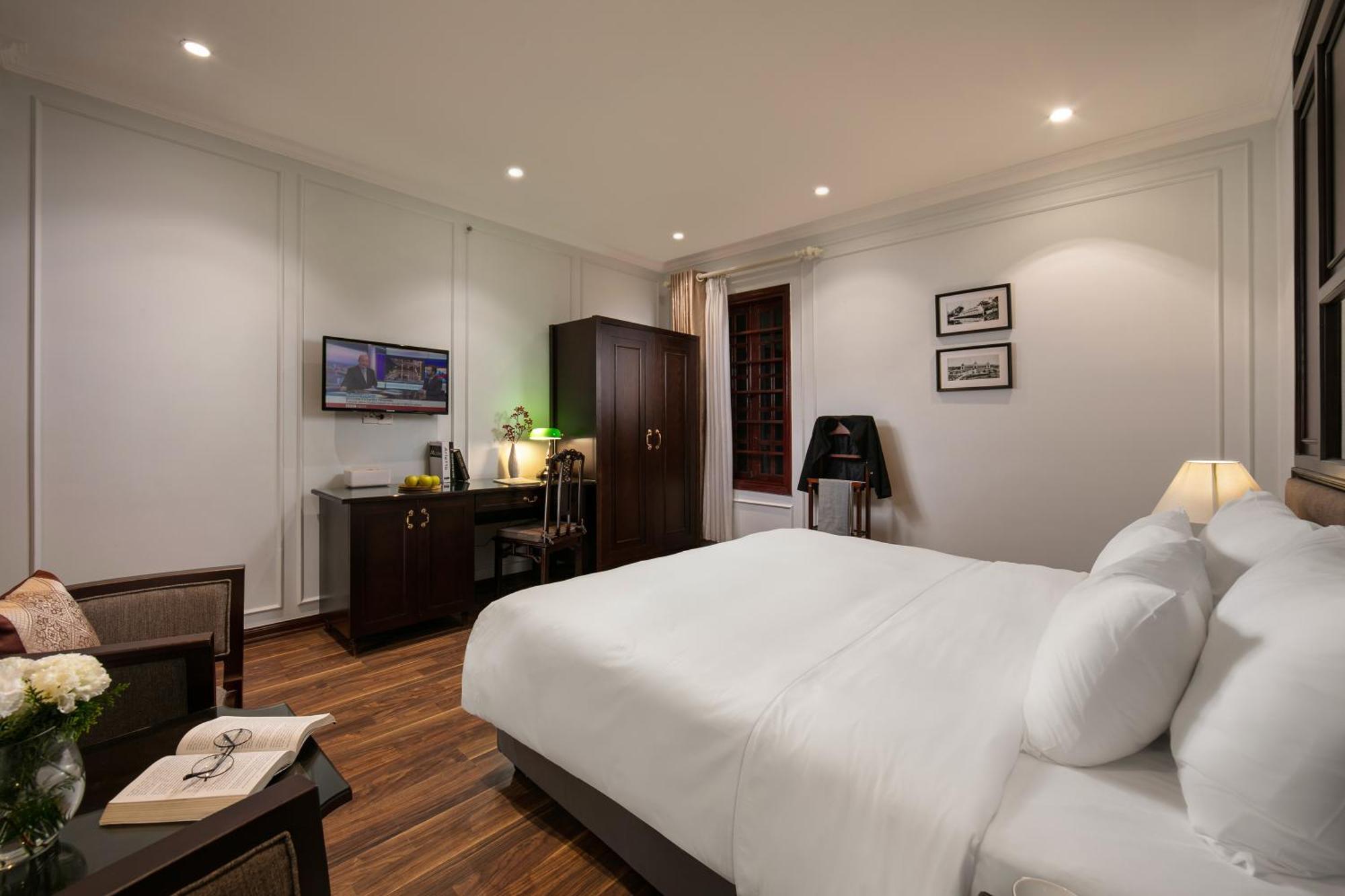 Superior Double or Twin Room No Window