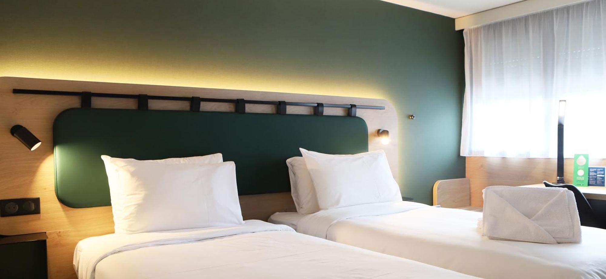 Standard Twin Room Exterior Bulding