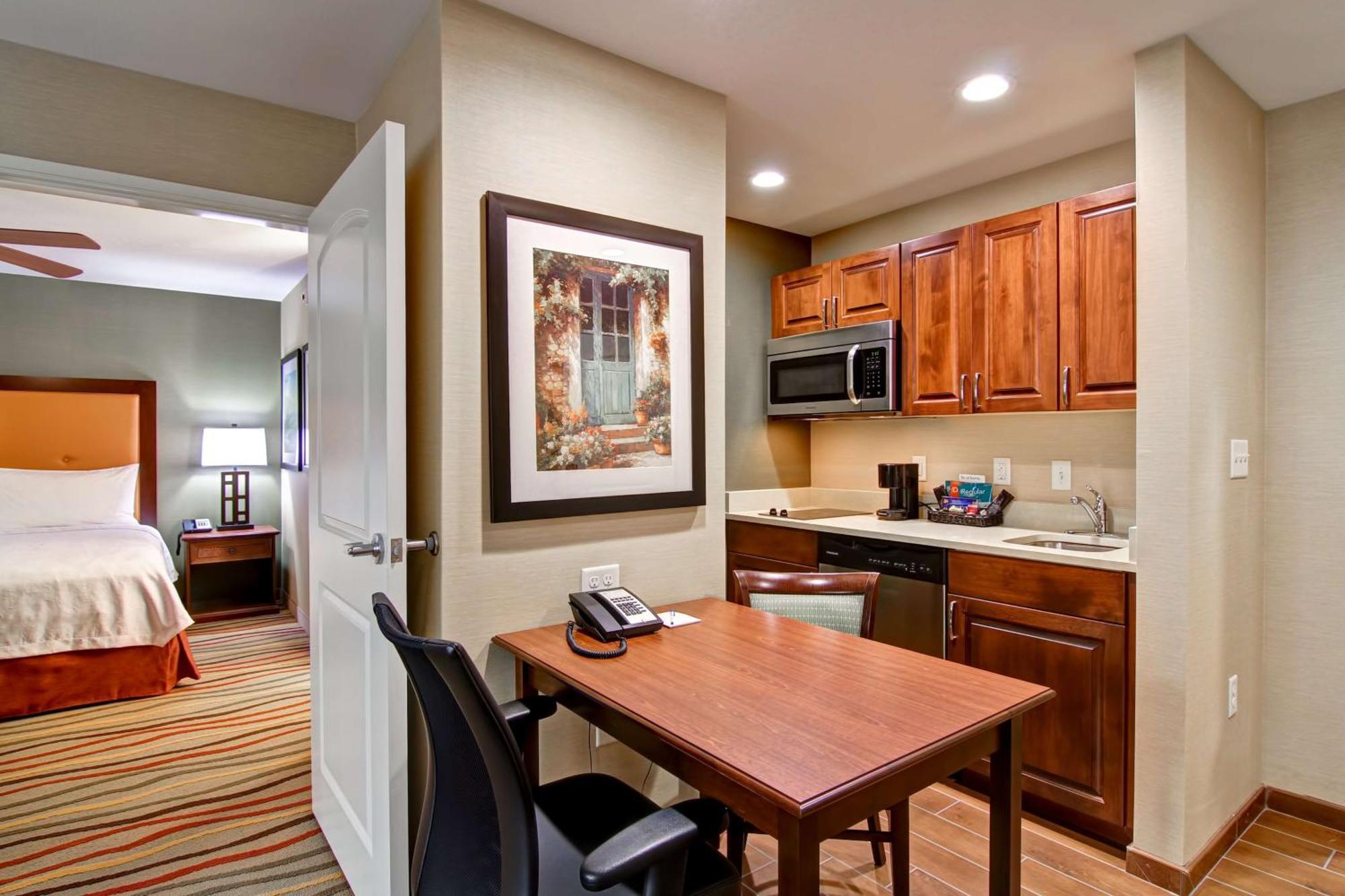 One-Bedroom King Suite Non-Smoking