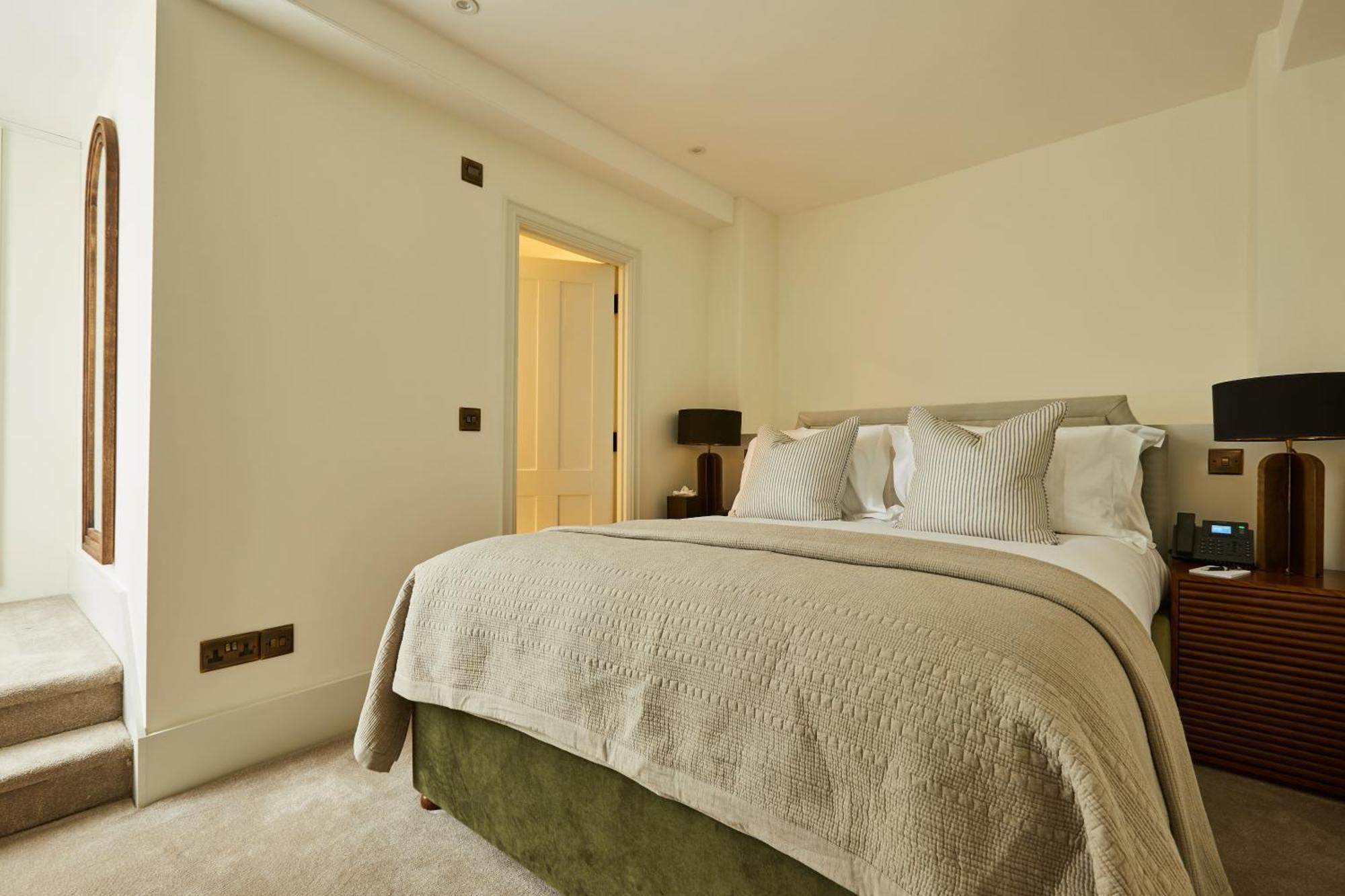 Standard Double Room,1619169118:JPEG