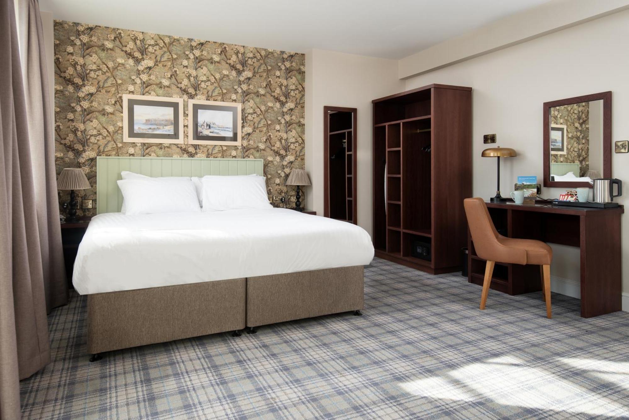 Superior Double or Twin Room,1619169248:JPEG