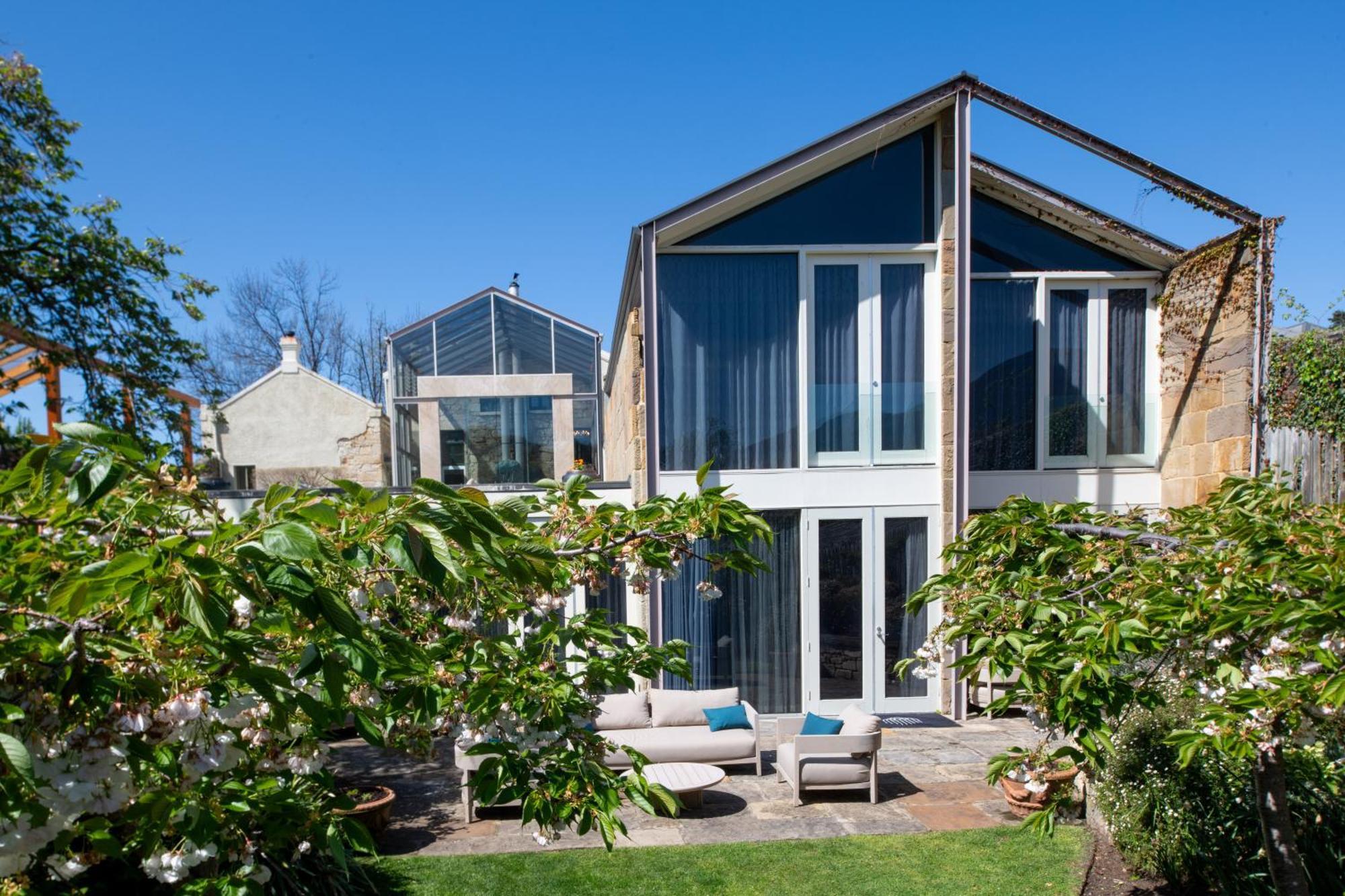 Garden Suite
