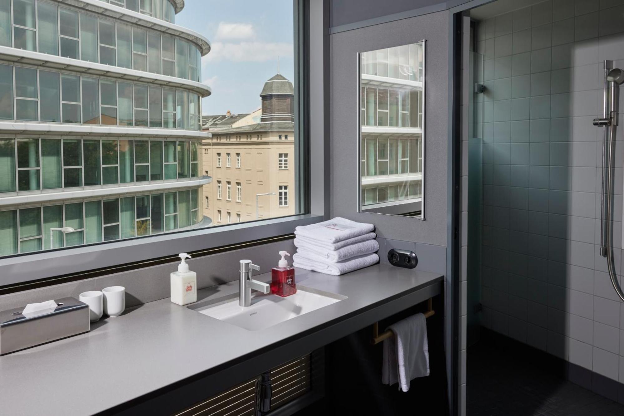 Corner Twin Room,1620981957:JPEG