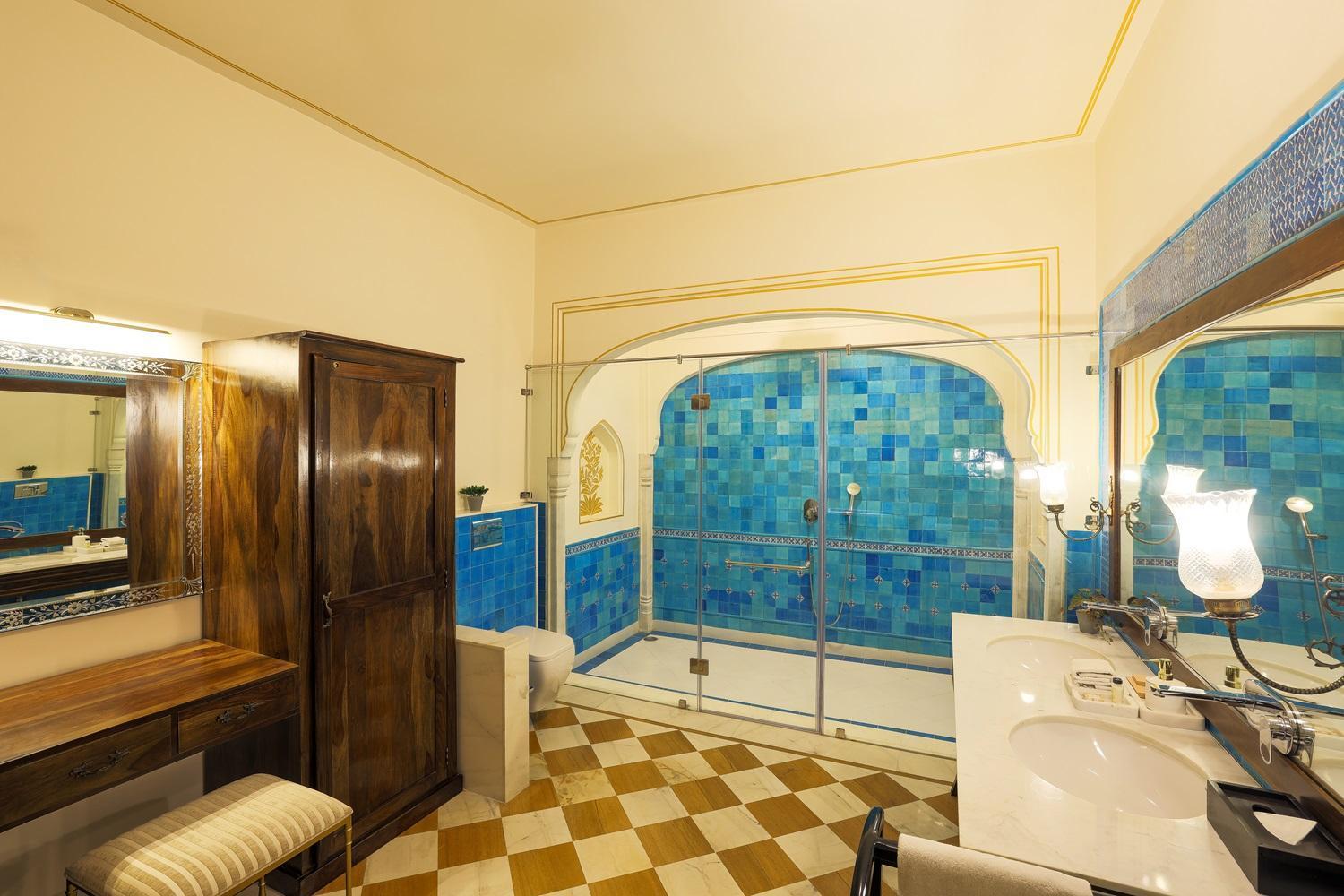 Heritage Premium Suite