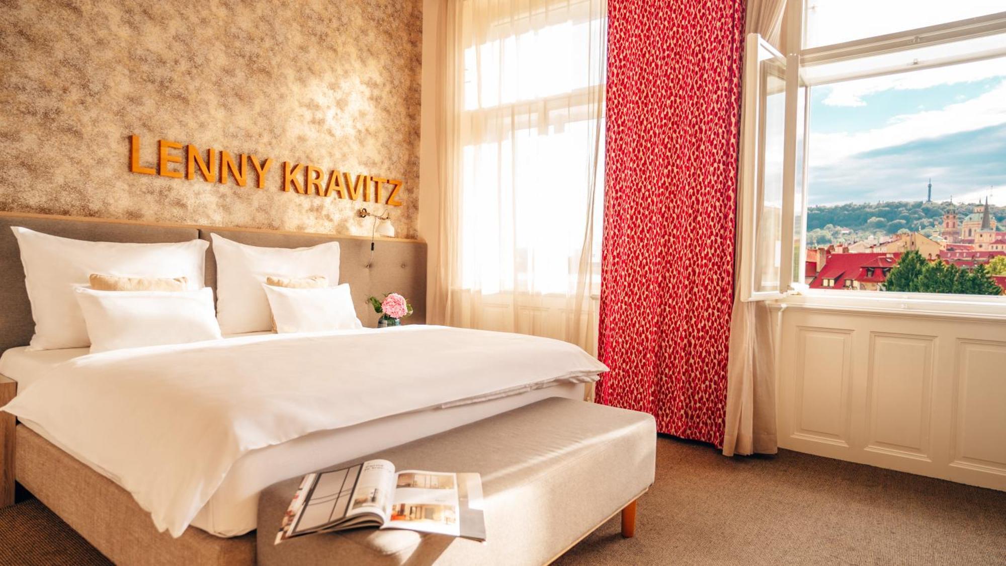 Deluxe Double or Twin Room Prague Castle View,1620589713:JPEG