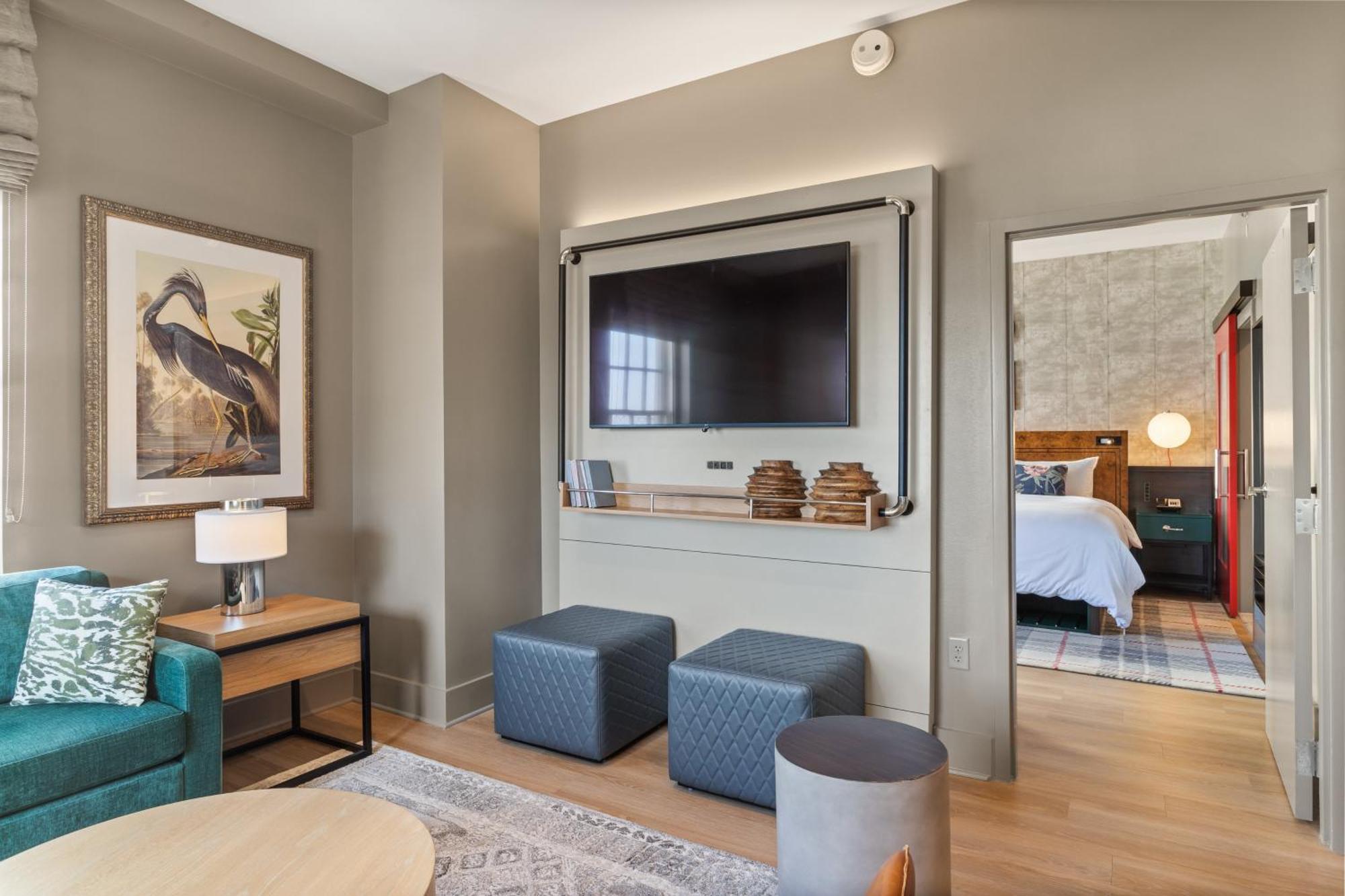 King Suite,1622032934:JPEG