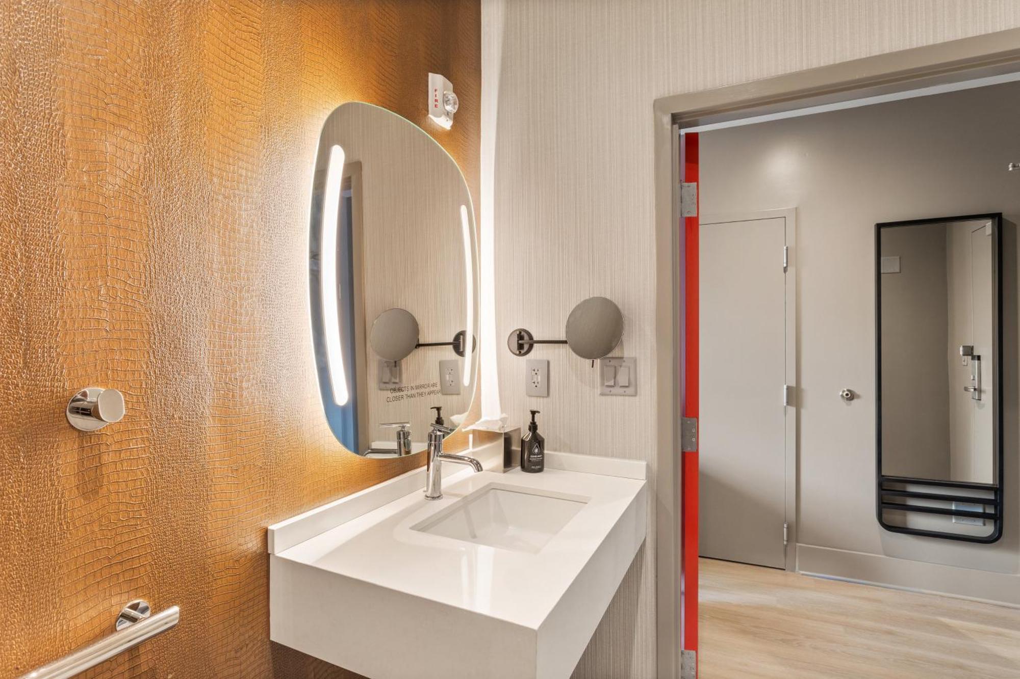 Standard Queen Room Mobility Accessible Roll Shower