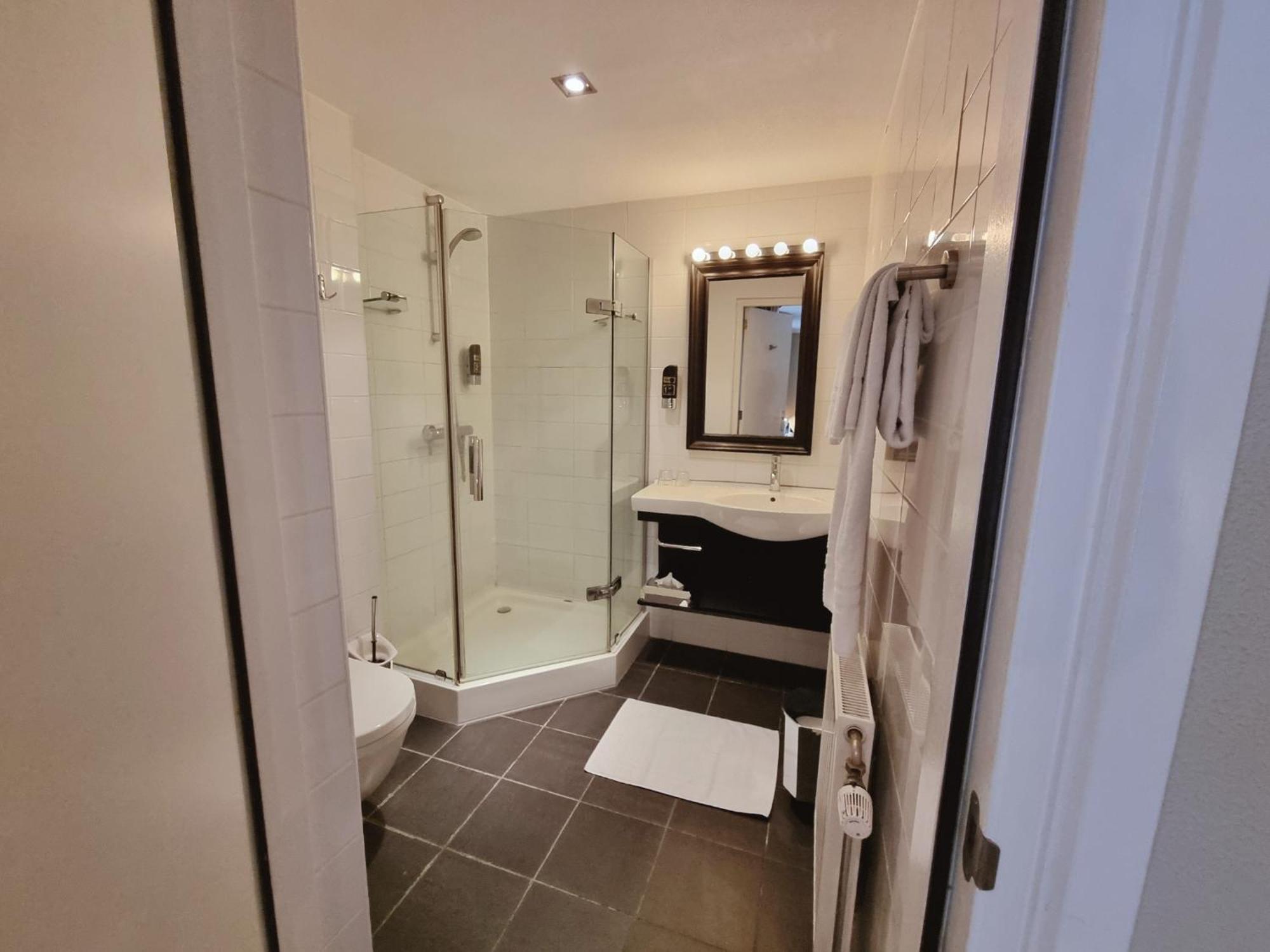 Double or Twin Room,1622865084:JPEG