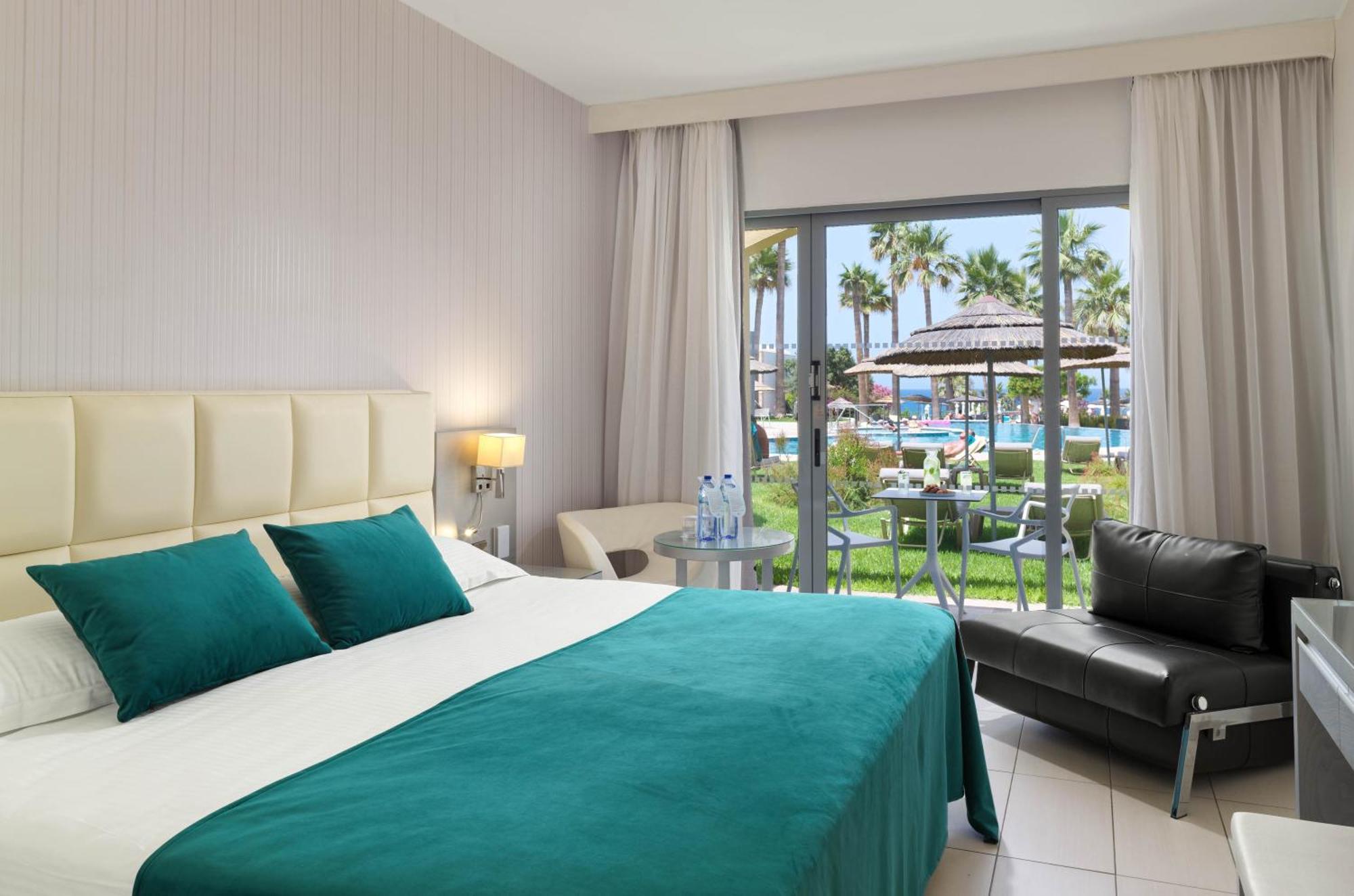 Double or Twin Room Pool View