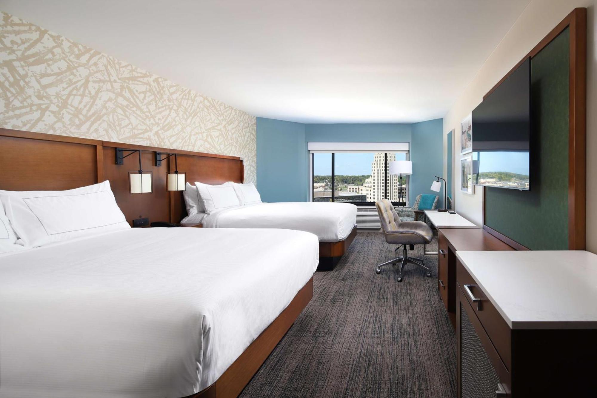 Queen Room Two Queen Beds