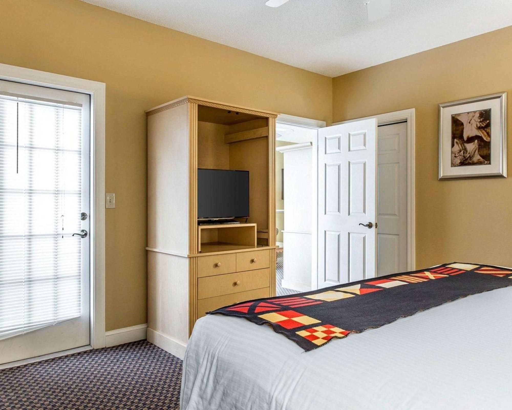 One Bedroom Villa