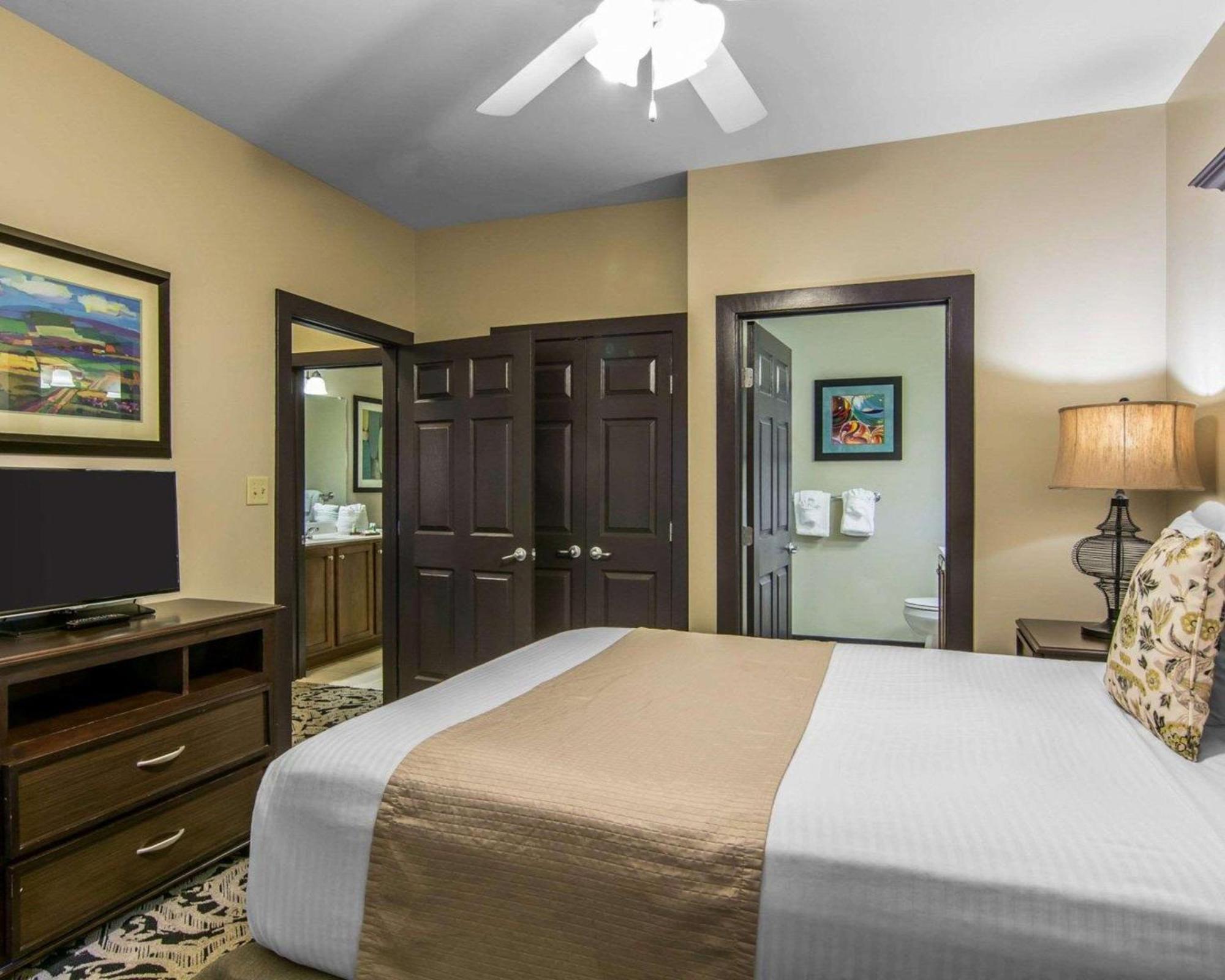 One-Bedroom Villa