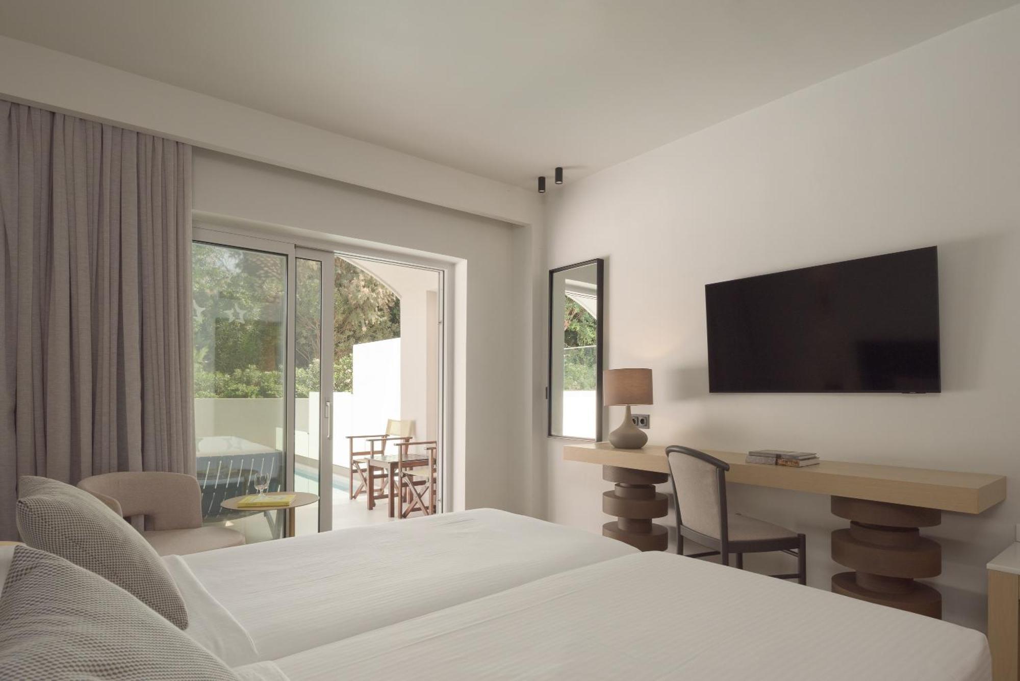 Superior Double Room Private Pool