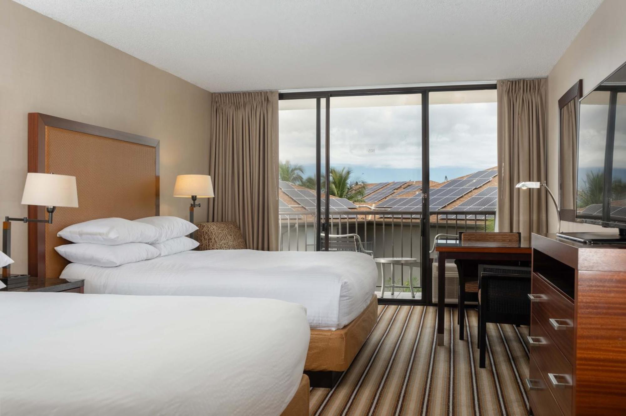 Hoku Studio Double Queen Suite