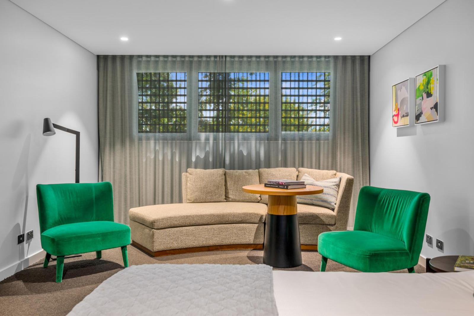 Executive Suite with Free Wi-Fi & Free Parking