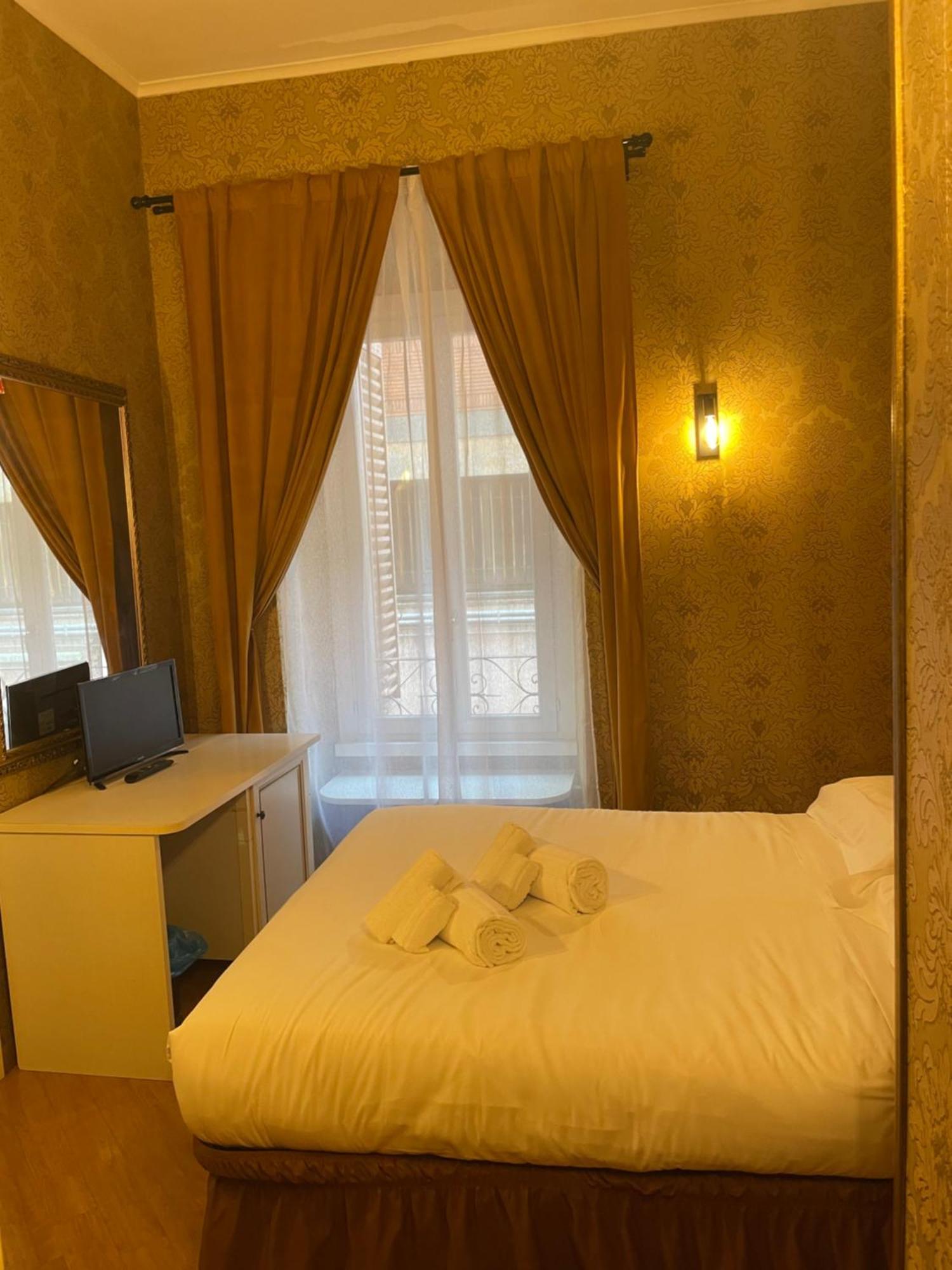 Small Double Room
