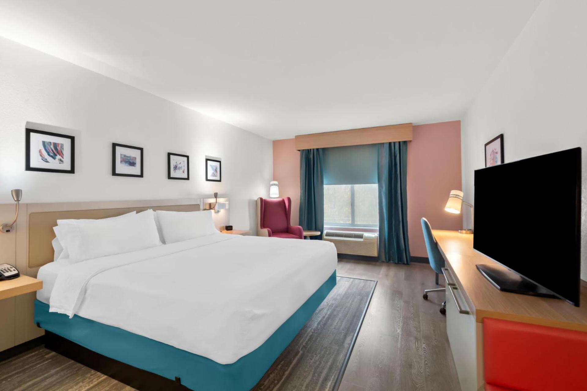 King Room,1629394194:JPEG
