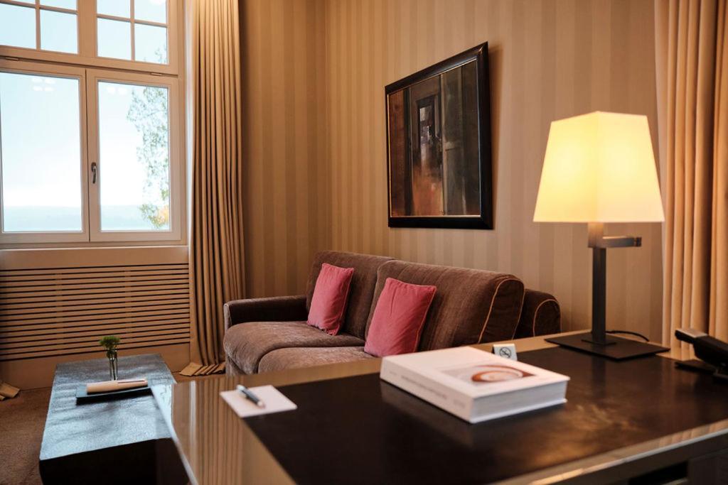 Deluxe Room Direct lake view