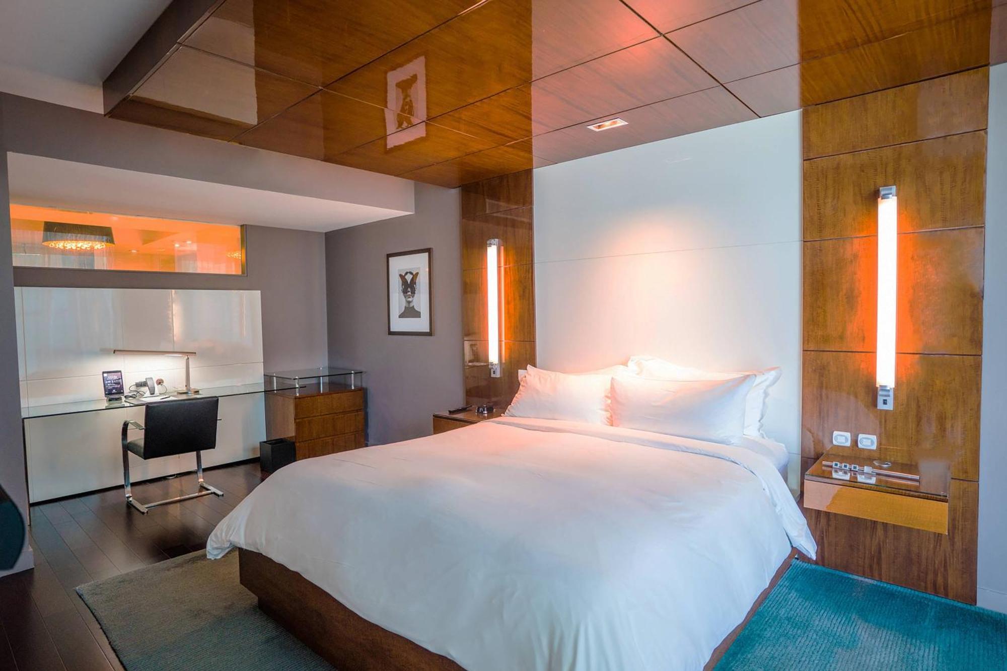 Matisse 1 Bedroom Junior Suite 1 King City view