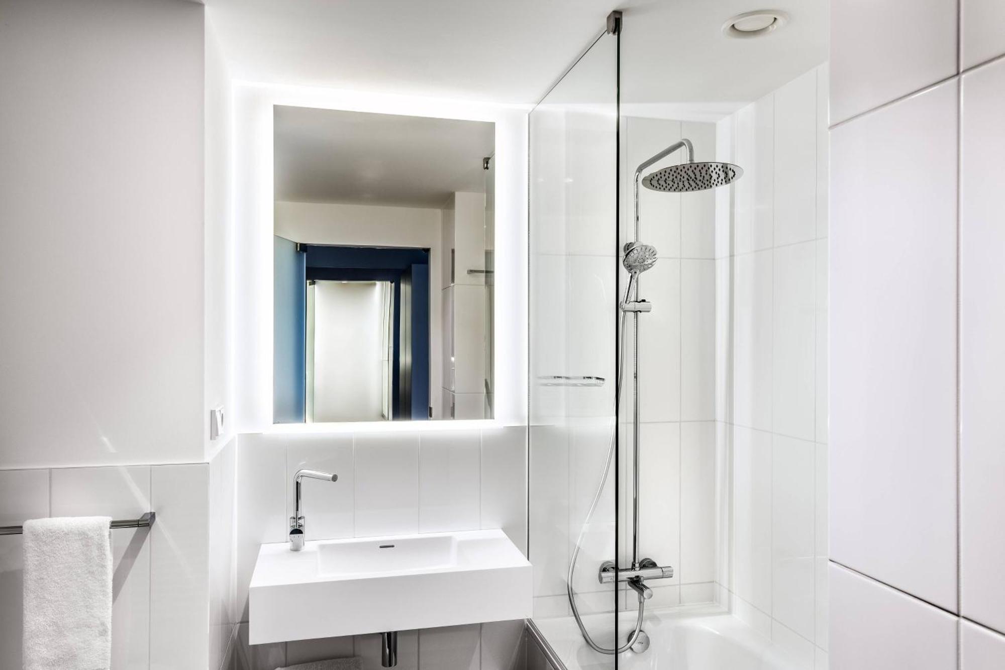 Standard Twin Room,1632212329:JPEG