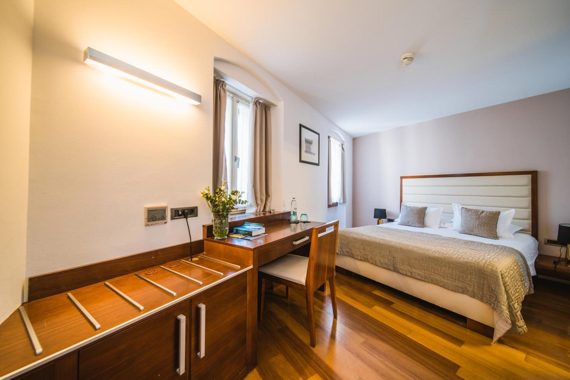 Standard Double Room Villa Dobric