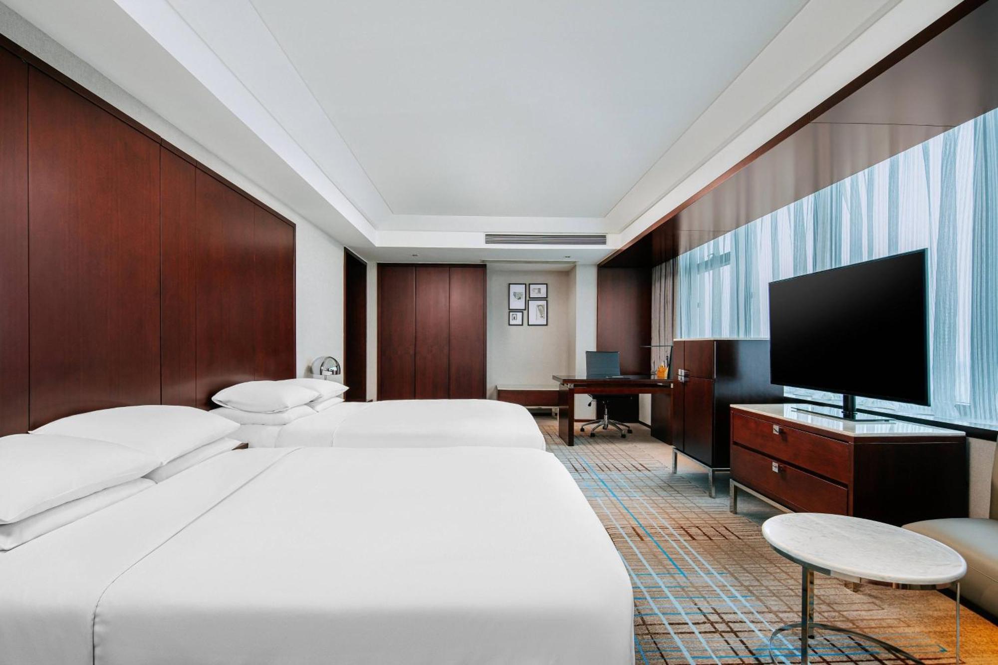 Twin Room Two Single Beds City View High Floor