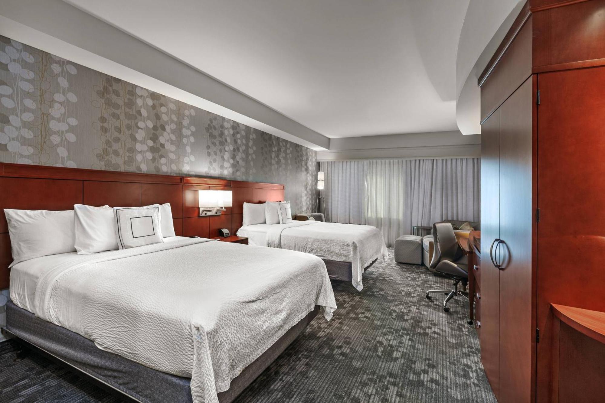 Queen Room Two Queen Beds