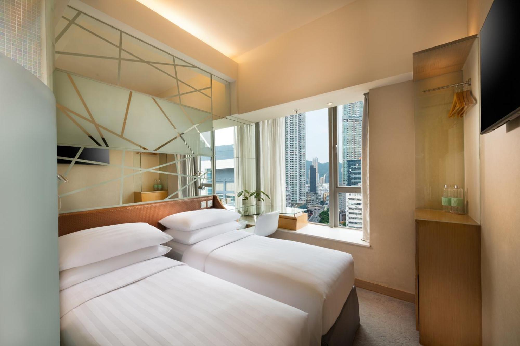 Superior Queen or Twin Room City View,1596025228:JPEG