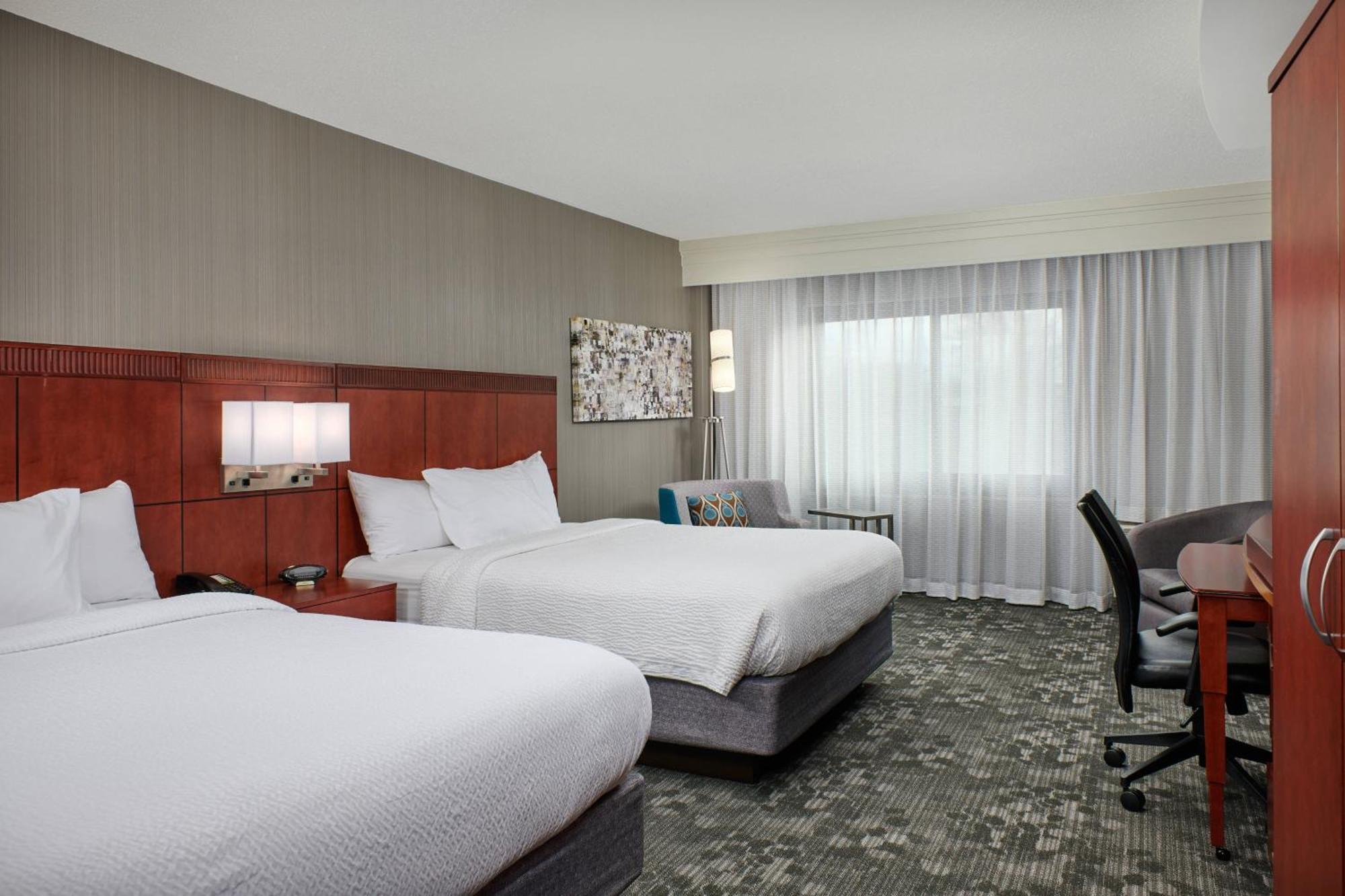 Queen Room with Two Queen Beds,1632235275:JPEG