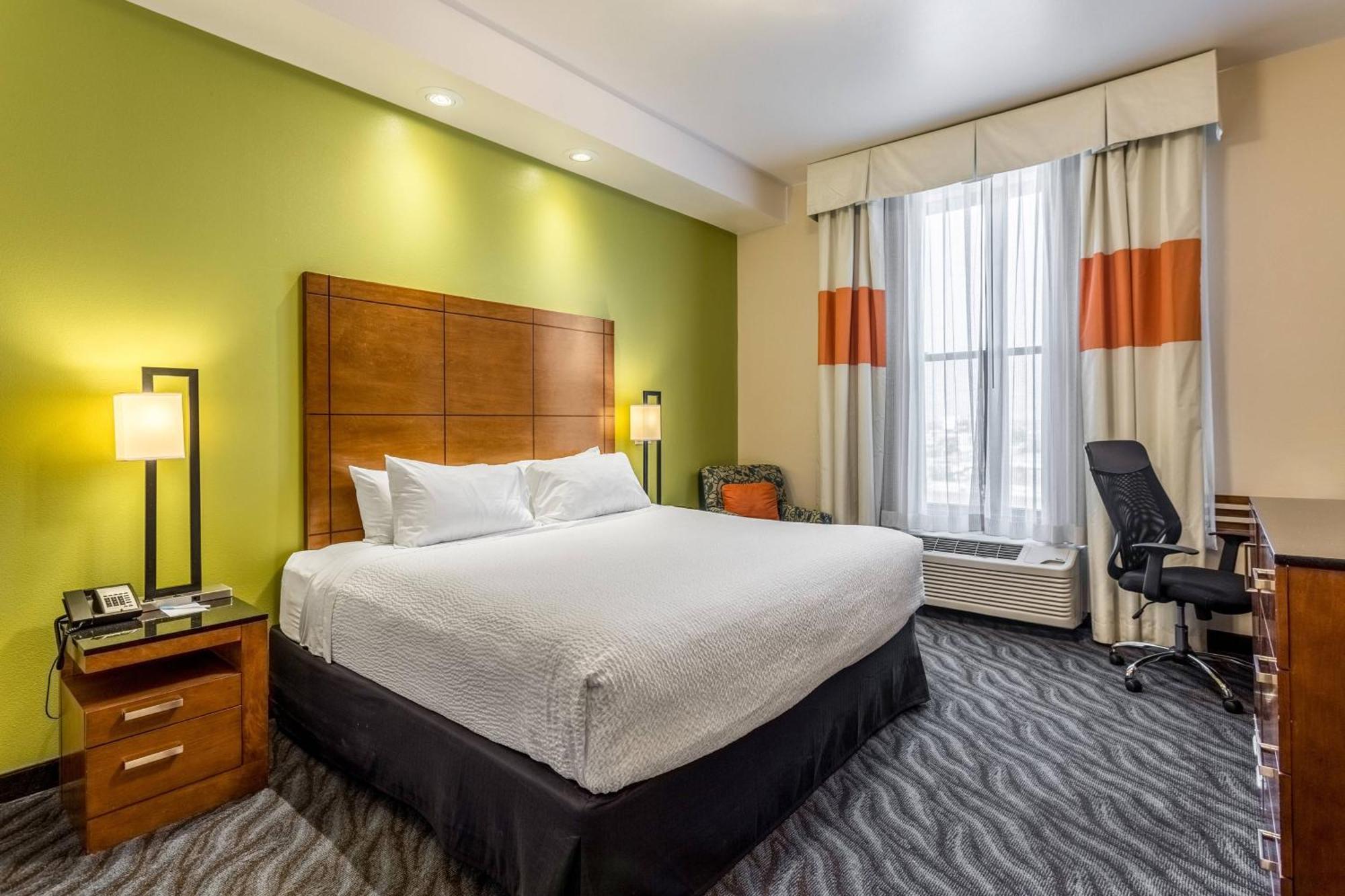 King Room,1632251209:JPEG