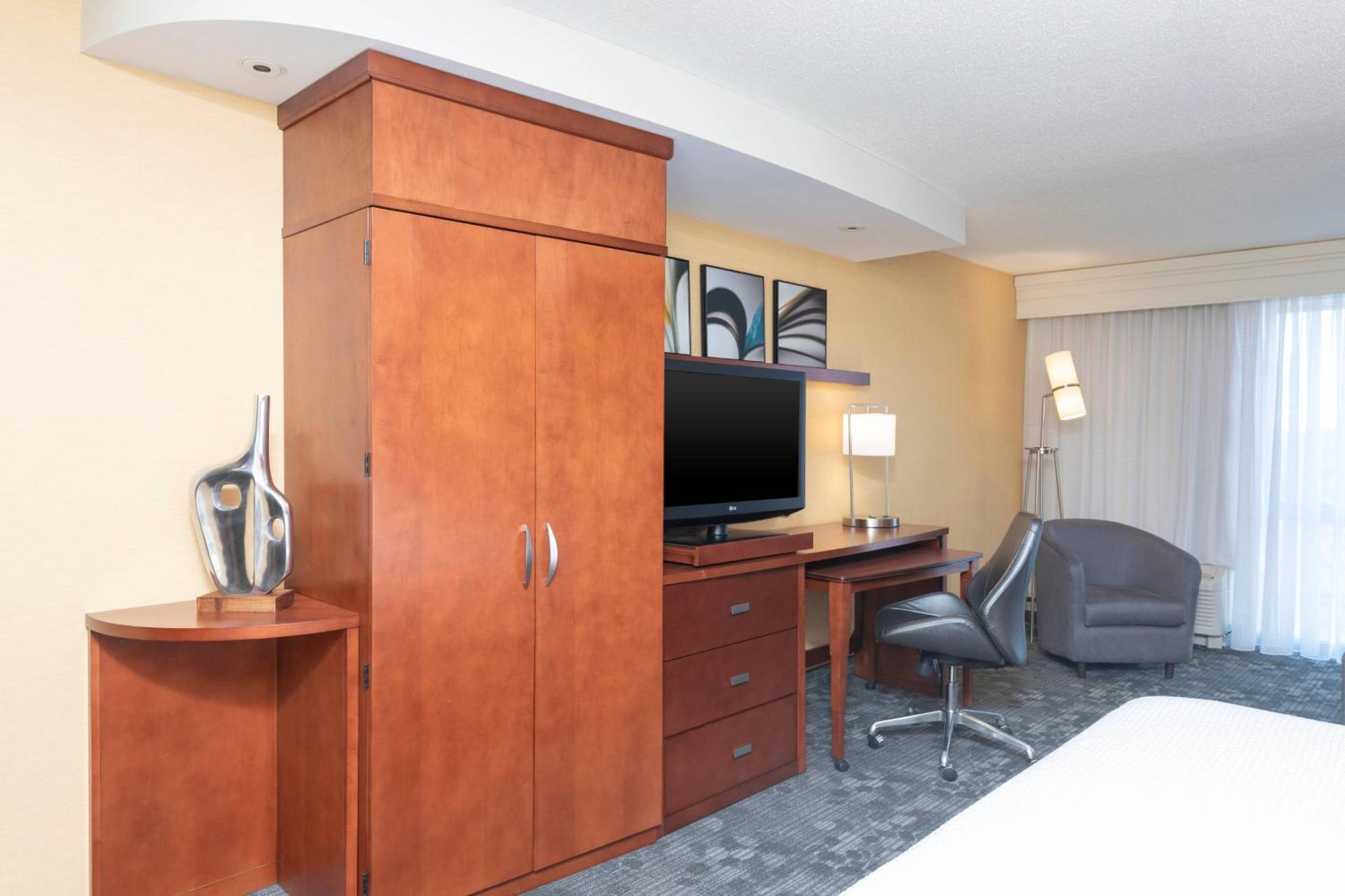 King Room Sofa Bed
