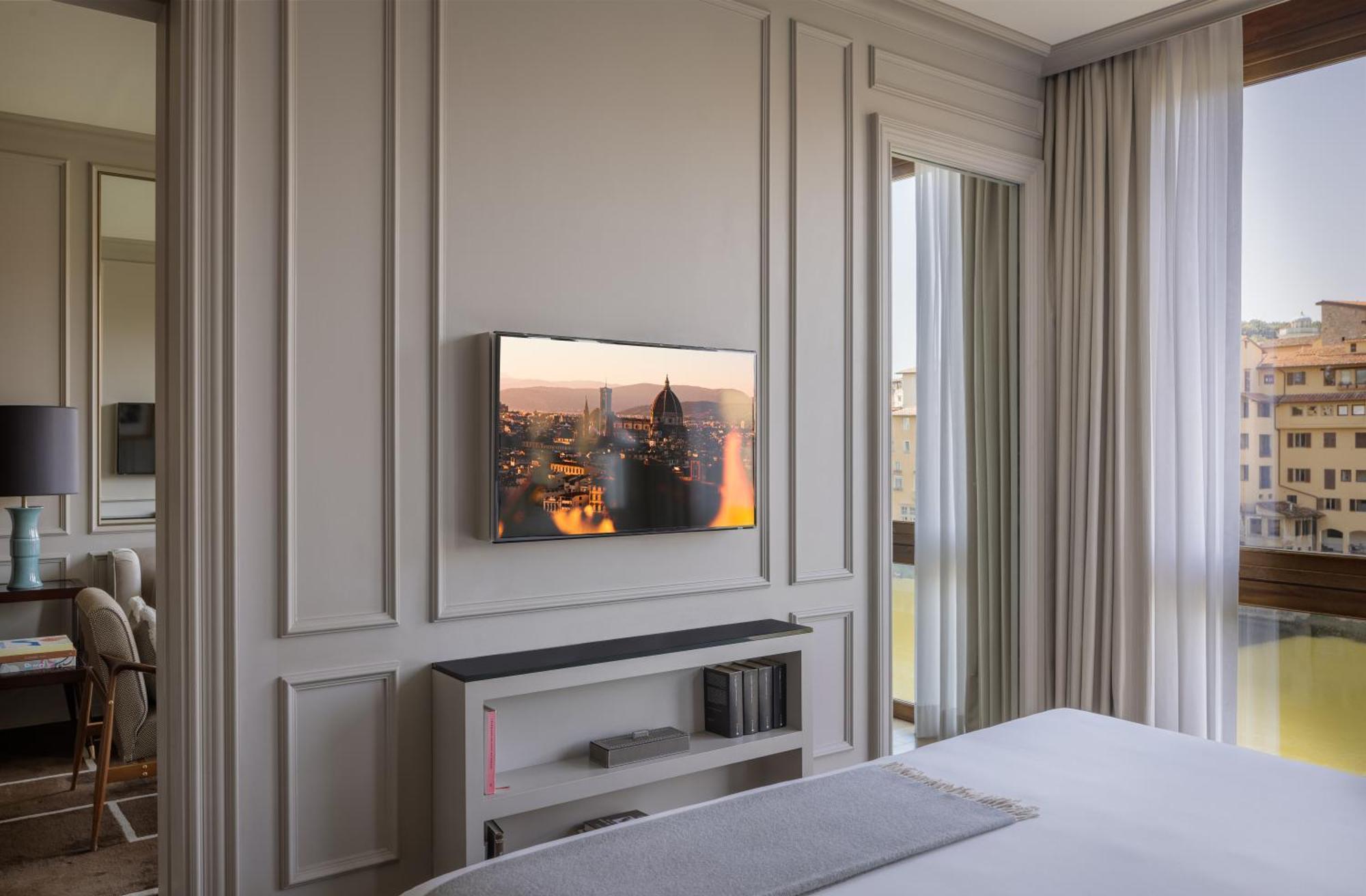 Studio Deluxe River View