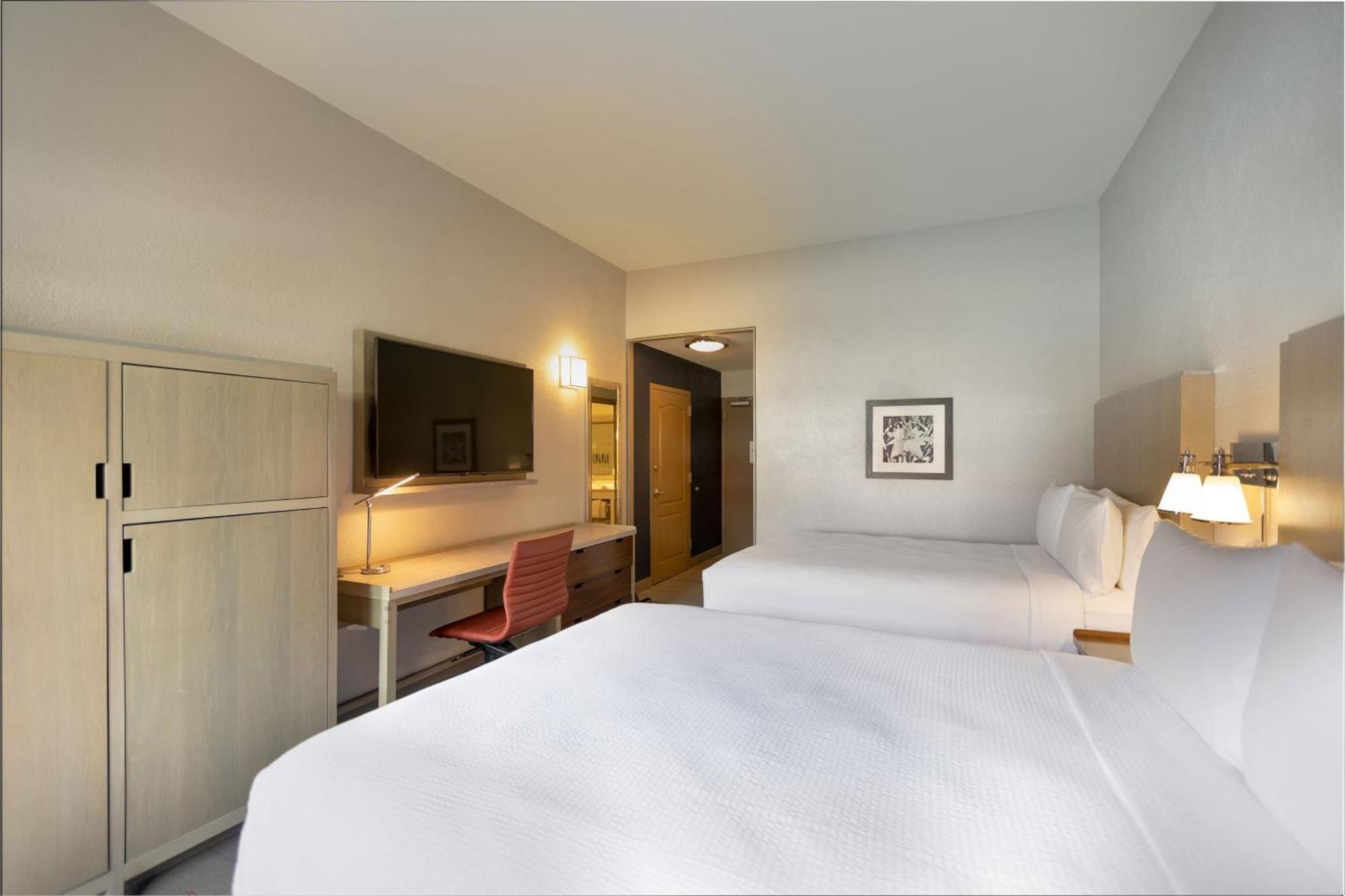 Standard Room 2 Queen beds