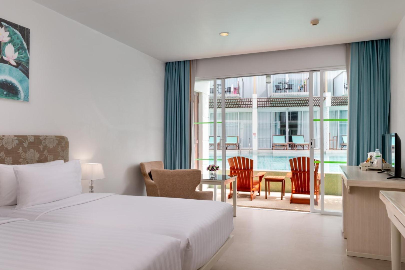 Deluxe Double or Twin Room Pool Access