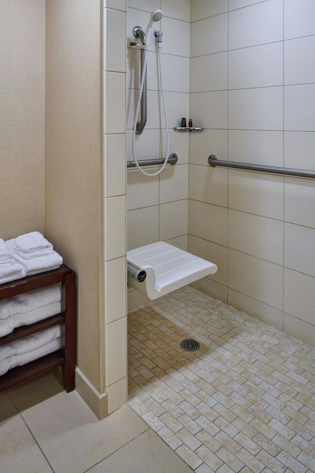 King Room,1642321469:JPEG