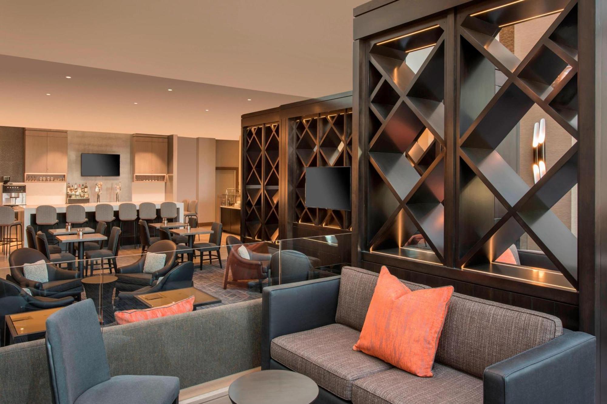 King or Double Room Concierge Level