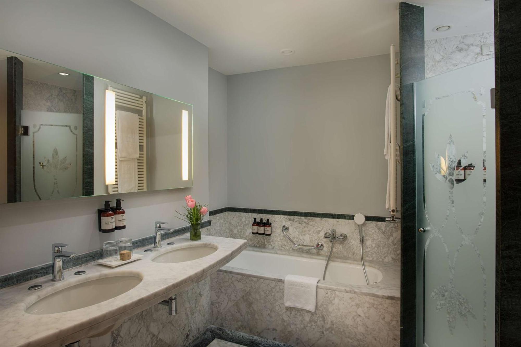 Premium Room,1633677067:JPEG