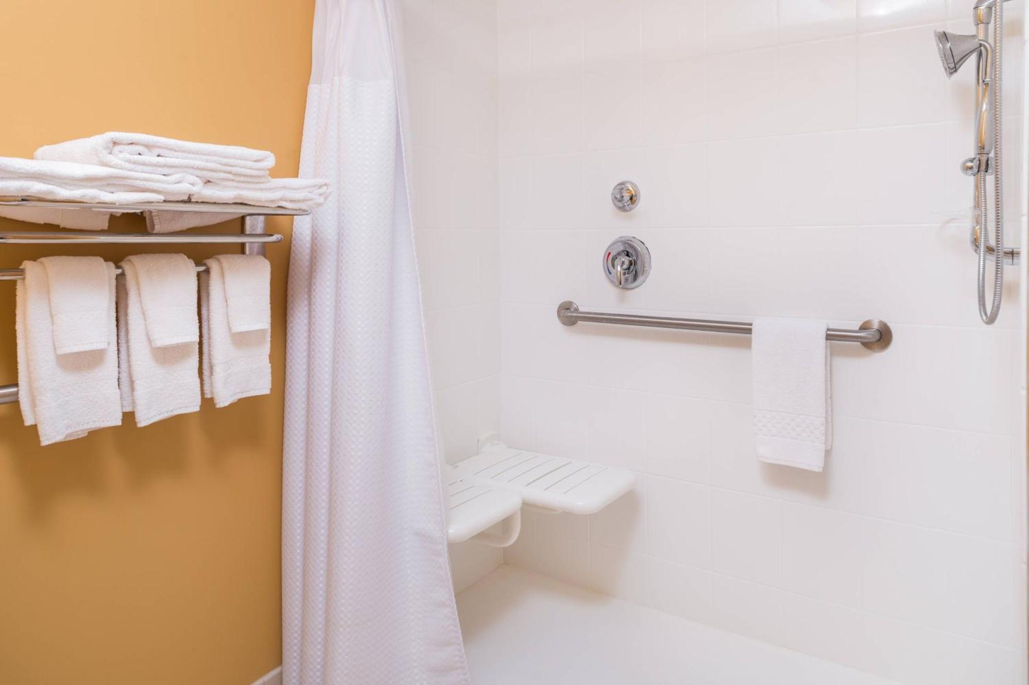 King Studio with Sofa Bed,1633702346:JPEG