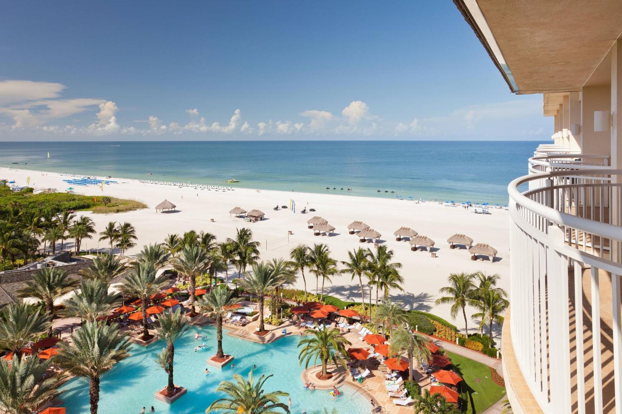 Partial Pool & Gulf View Guest room 1 King Balcony